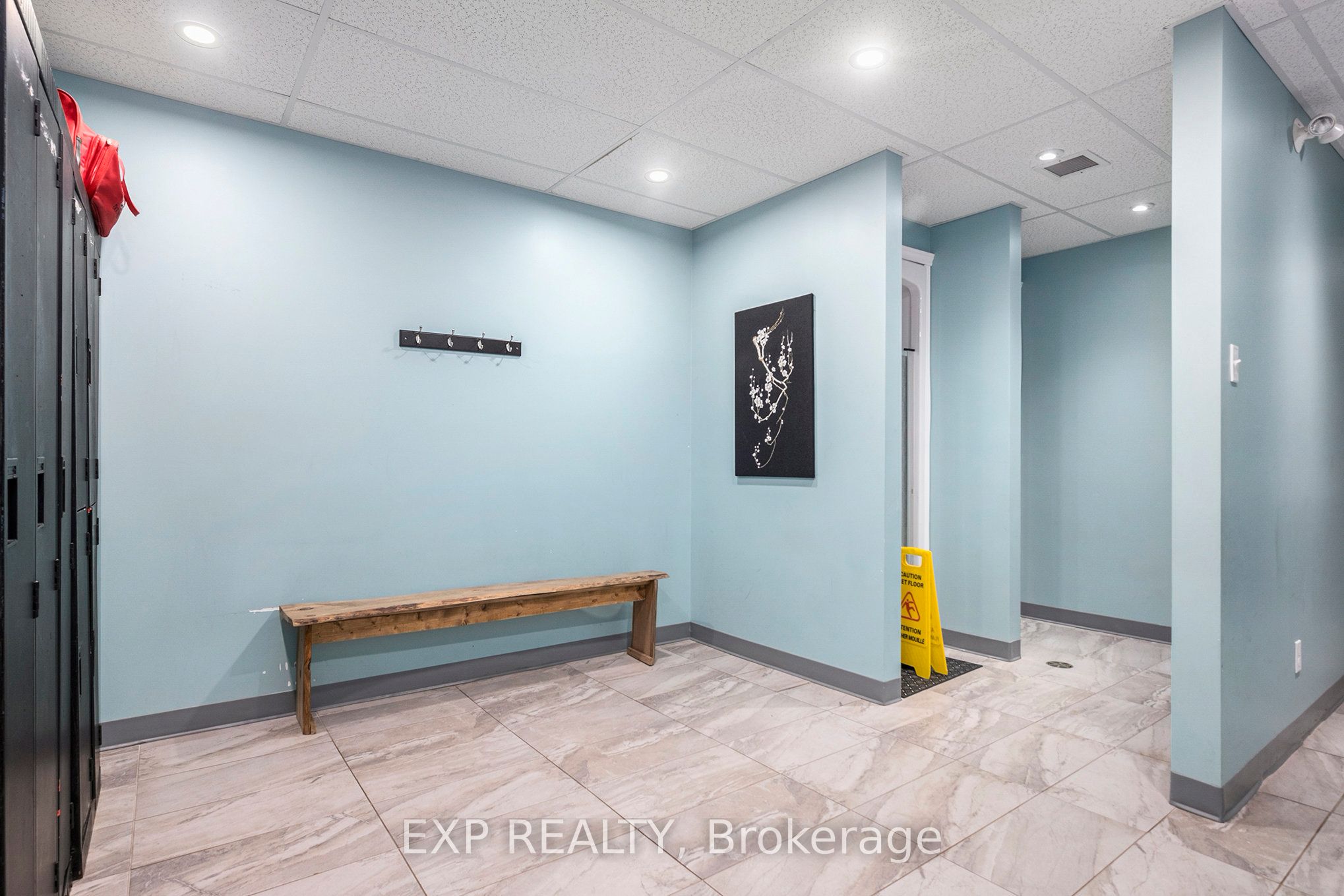 511 Lacolle Way Property Photo 27