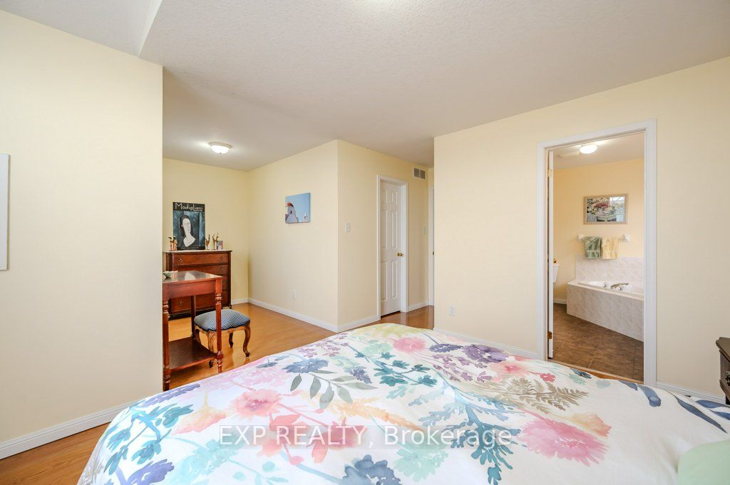 81 Windflower Drive Property Photo 13