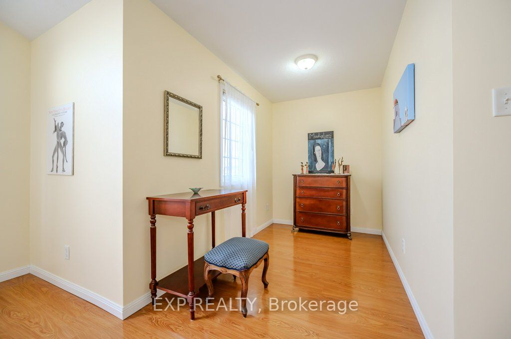 81 Windflower Drive Property Photo 14