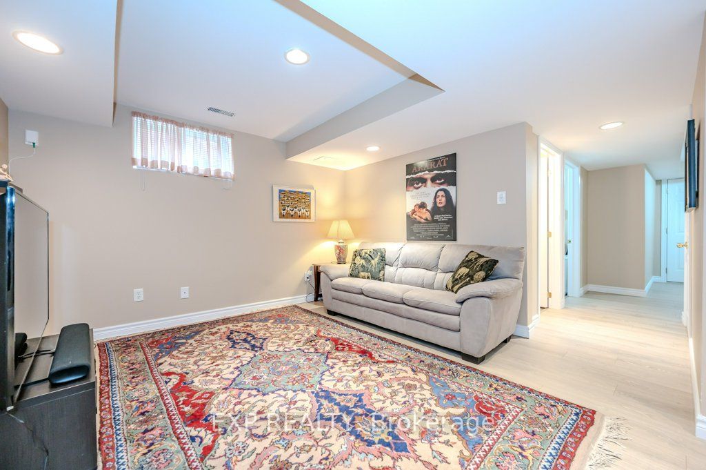 81 Windflower Drive Property Photo 18
