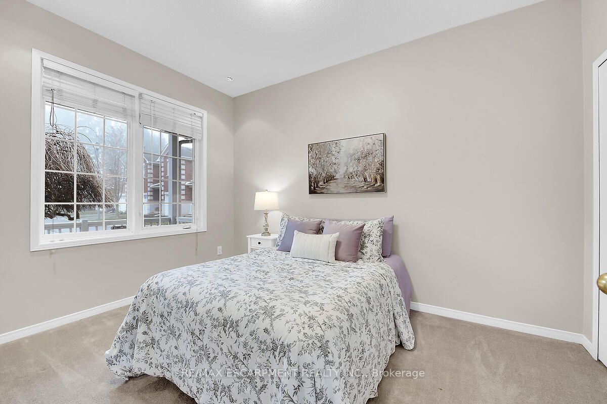 #8 - 81 Valridge Drive Property Photo 20