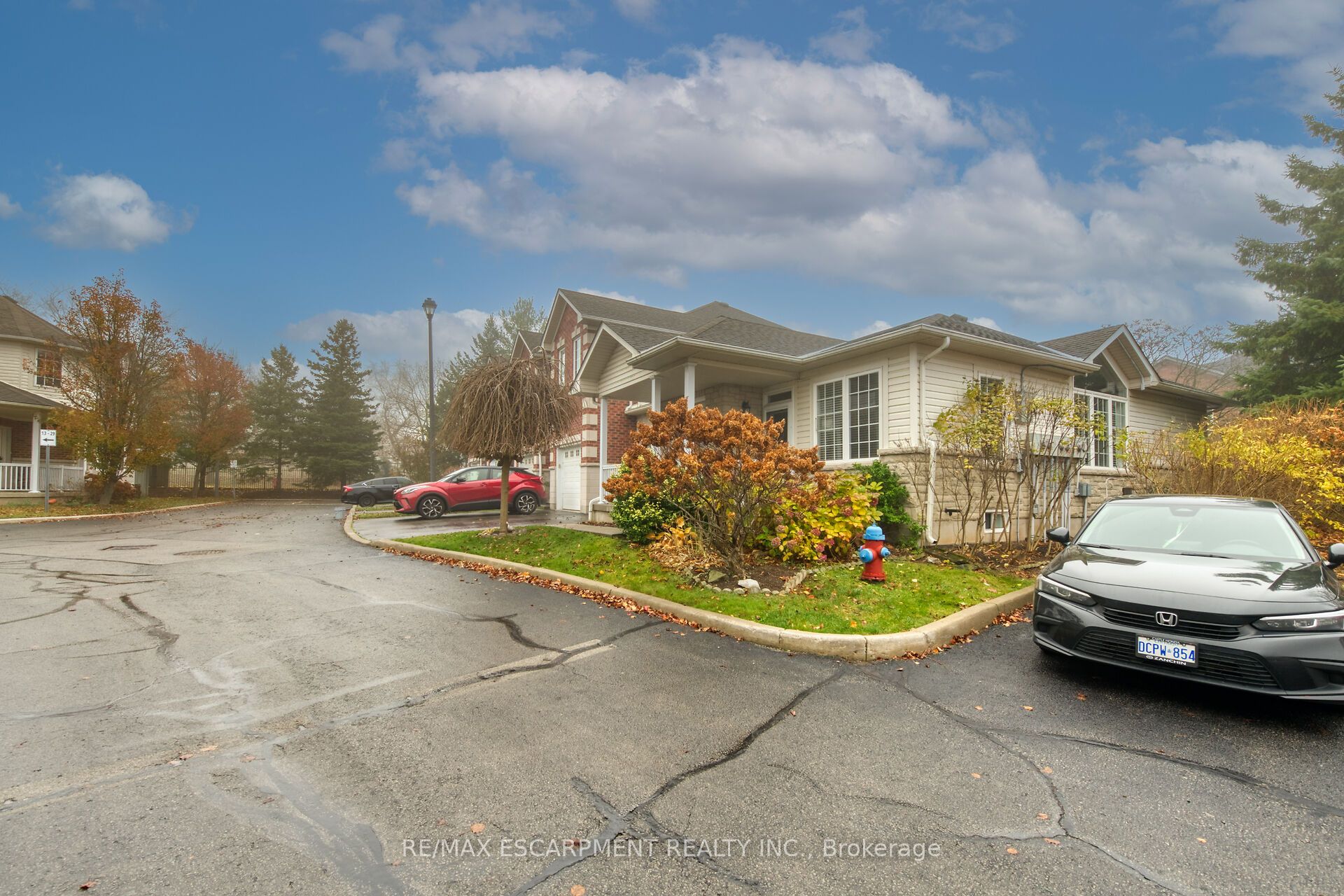 #8 - 81 Valridge Drive Property Photo 39