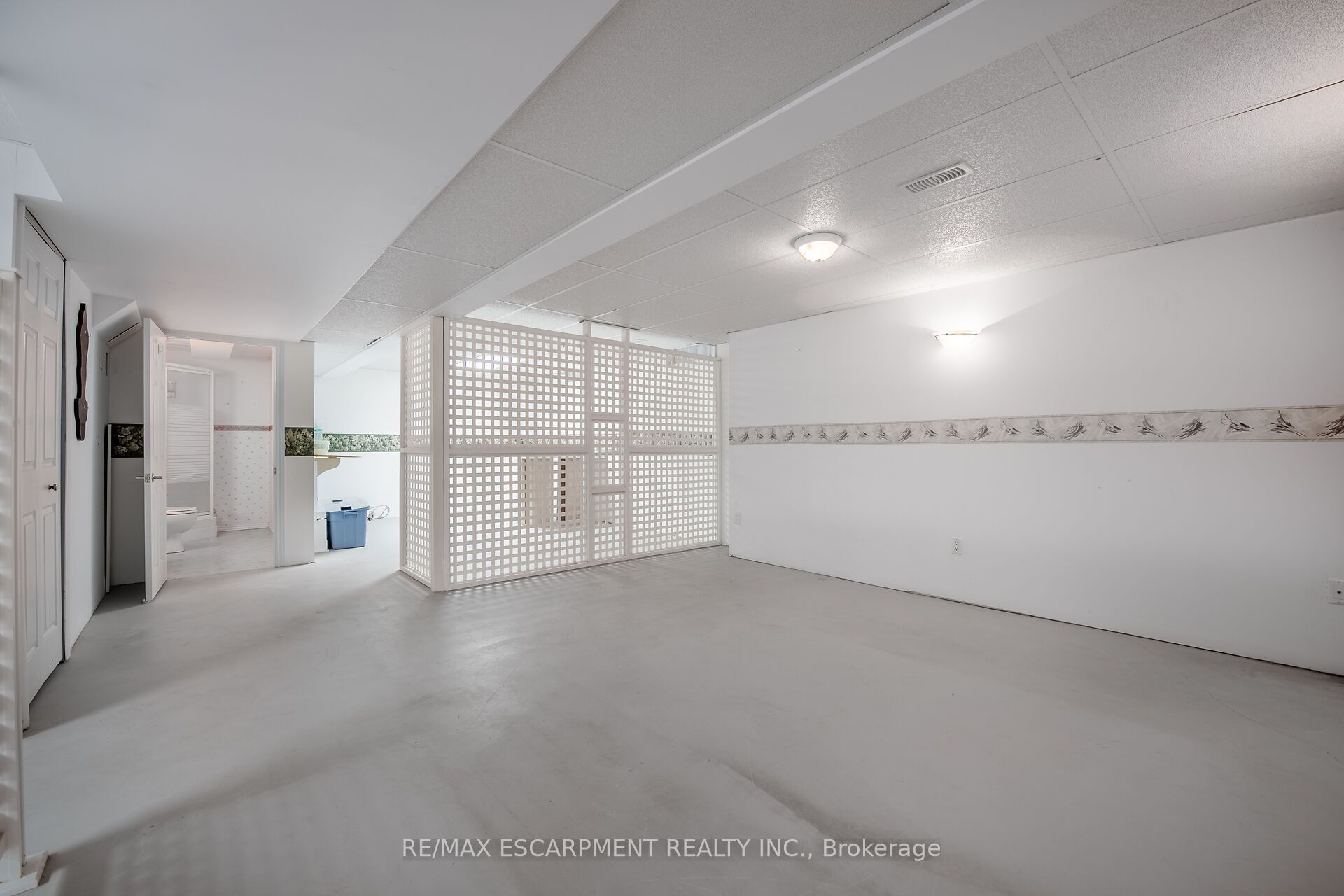 #8 - 81 Valridge Drive Property Photo 71