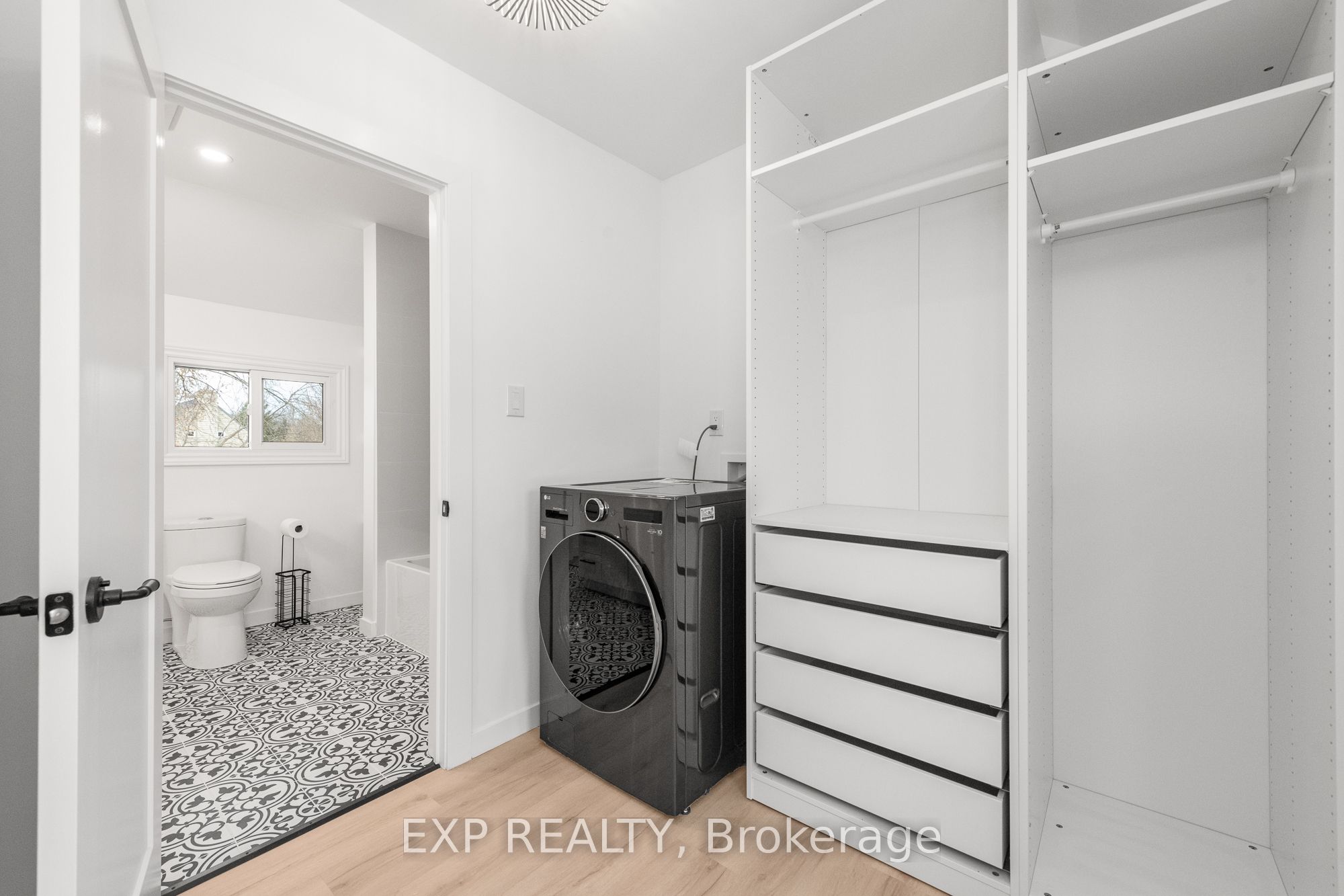 17 Victoria Street Property Photo 10