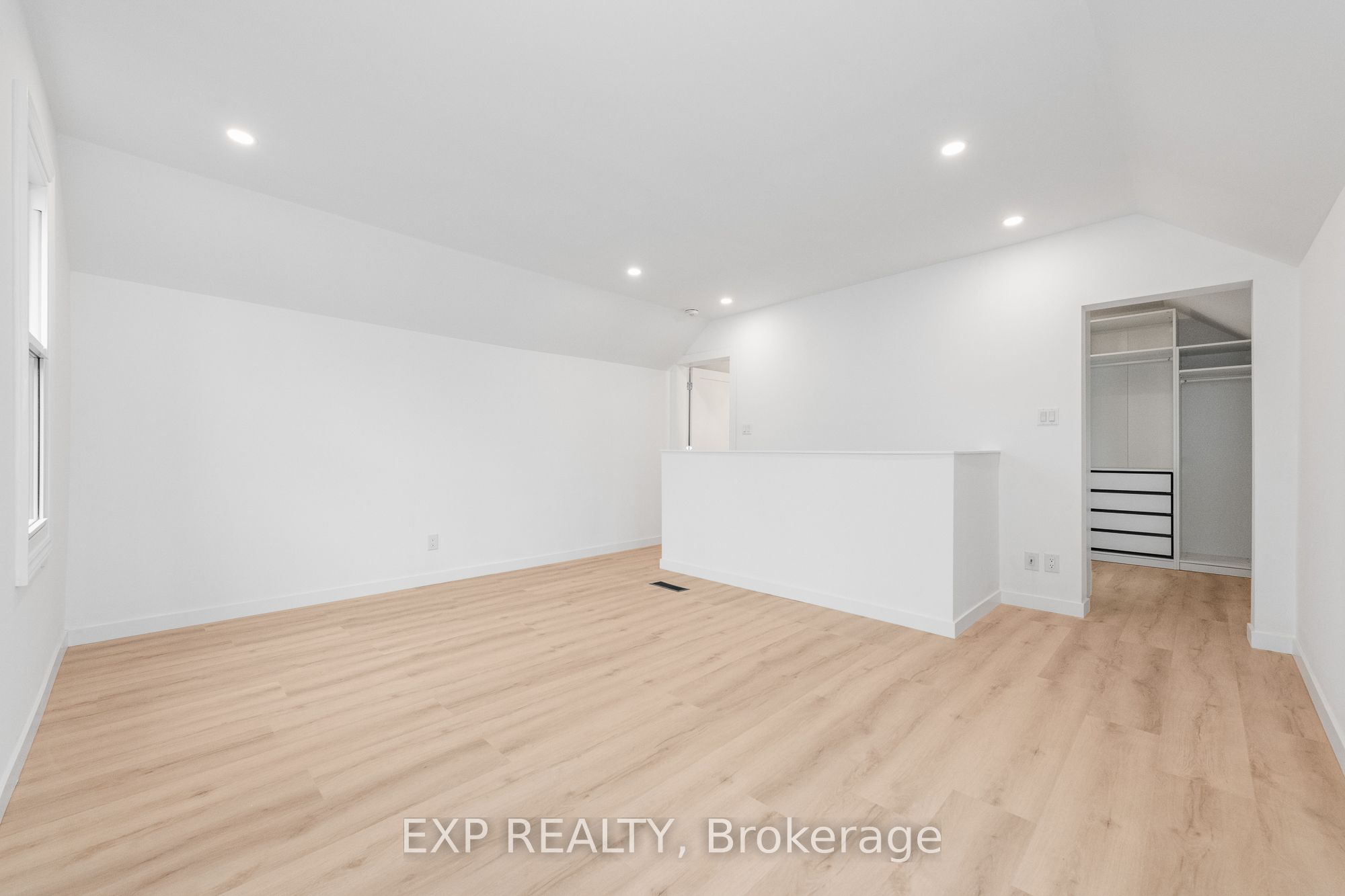 17 Victoria Street Property Photo 14