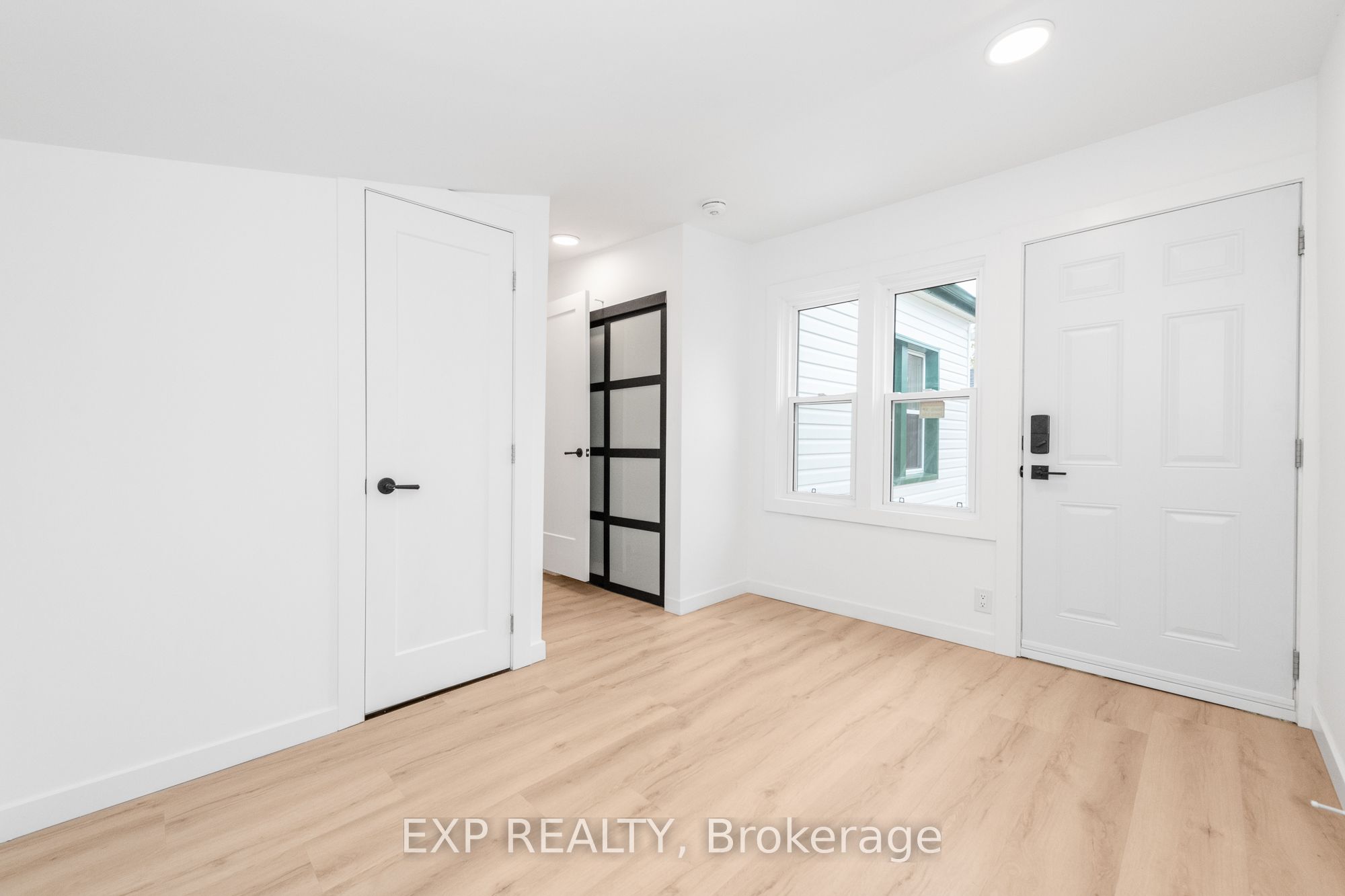17 Victoria Street Property Photo 18
