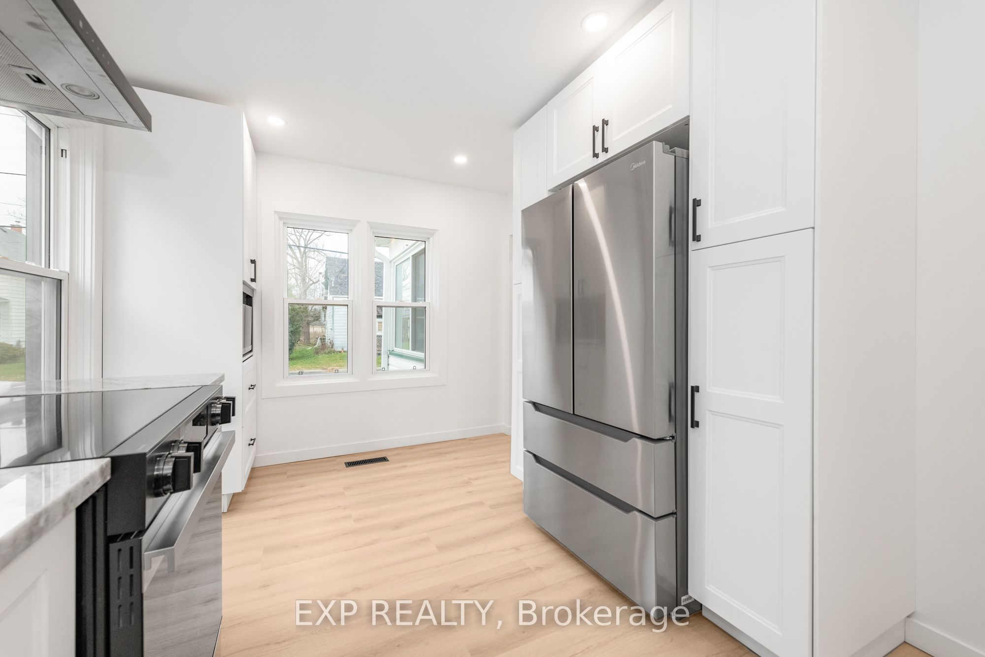 17 Victoria Street Property Photo 20