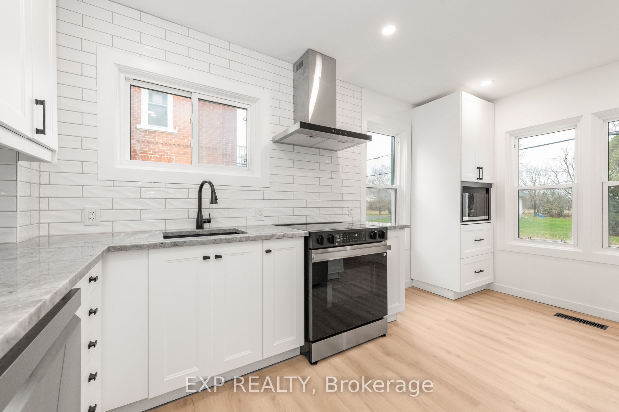 17 Victoria Street Property Photo 22