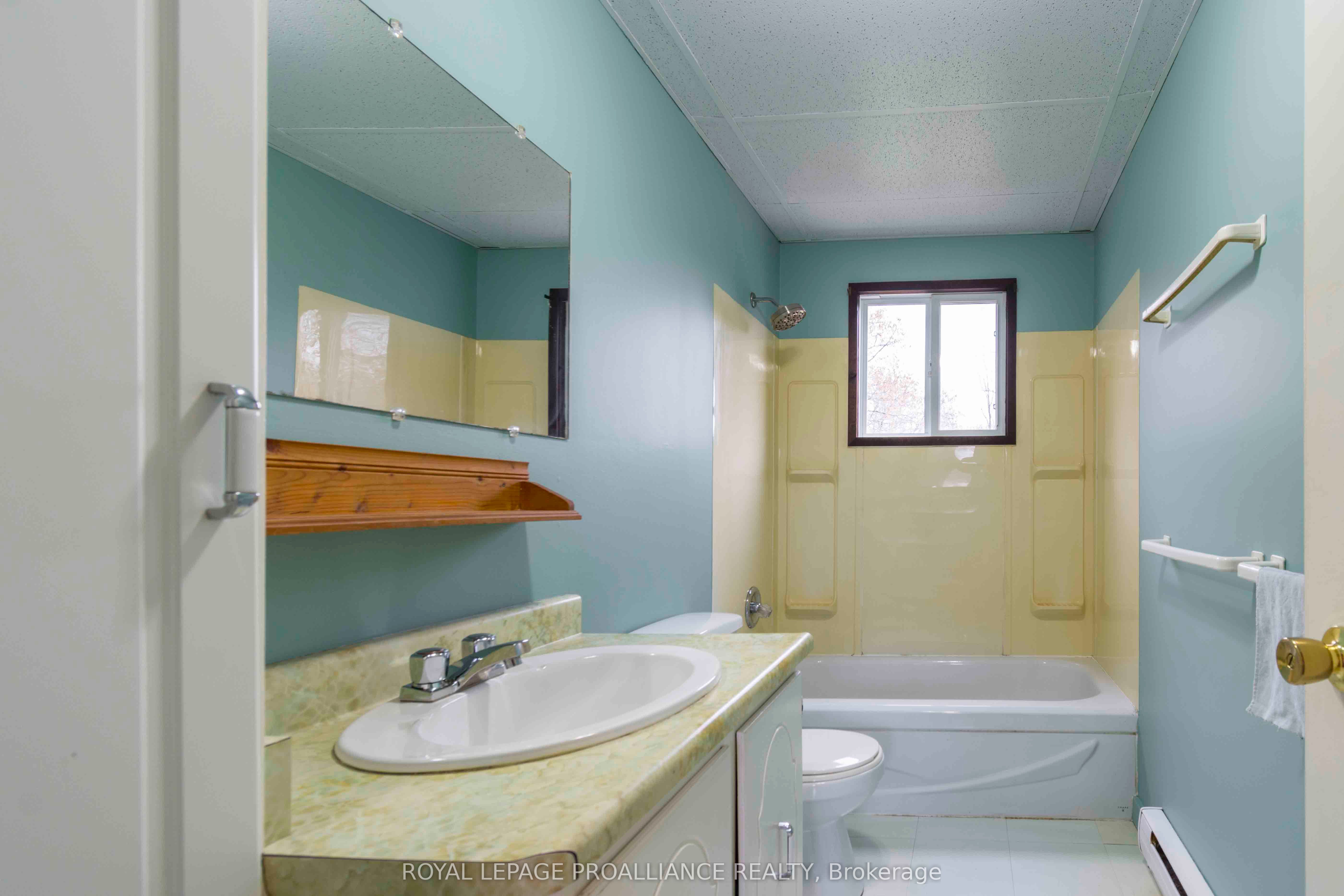25 Quinte View Drive Property Photo 20