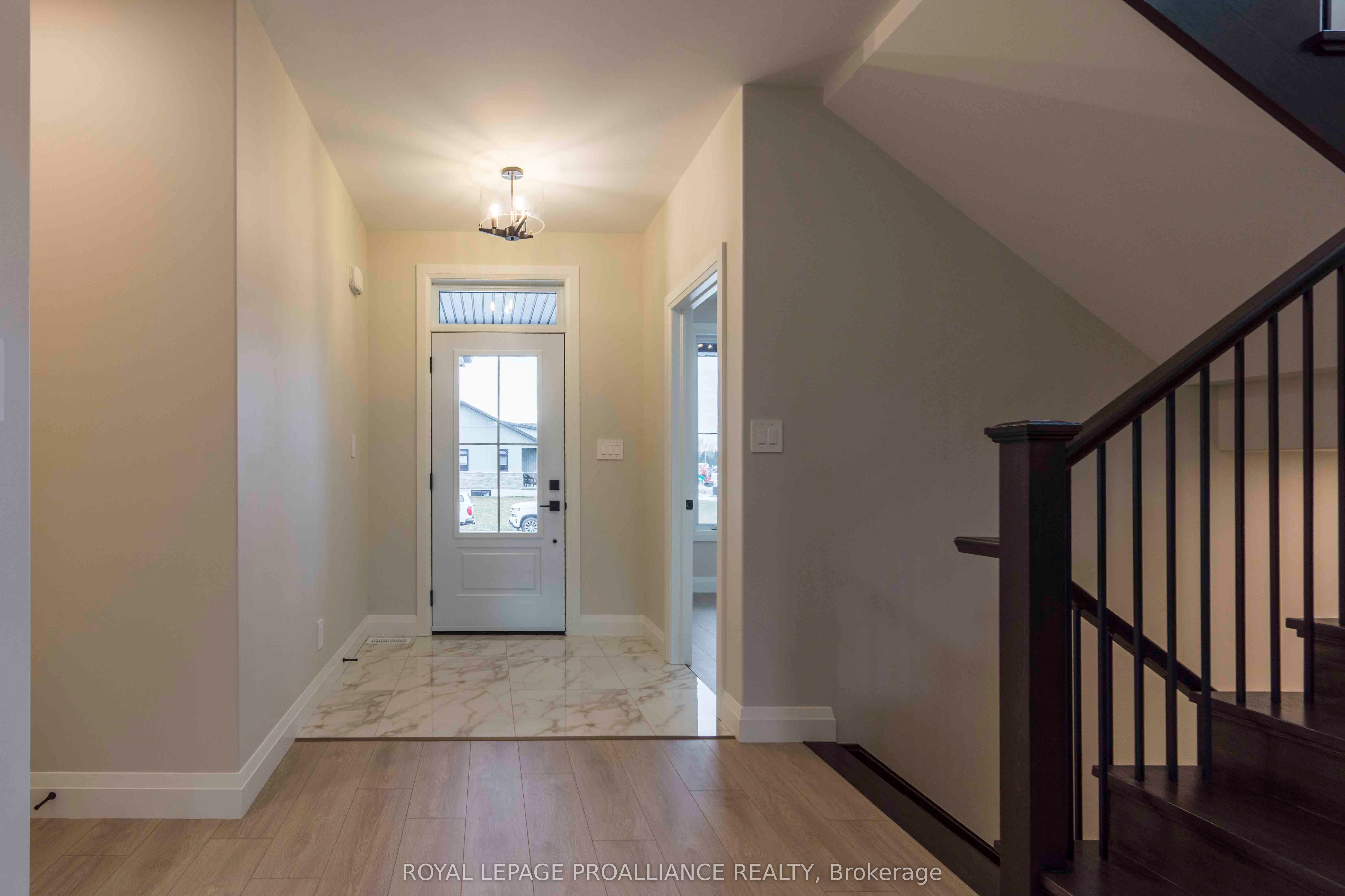 2 Mackenzie John Crescent Property Photo 3