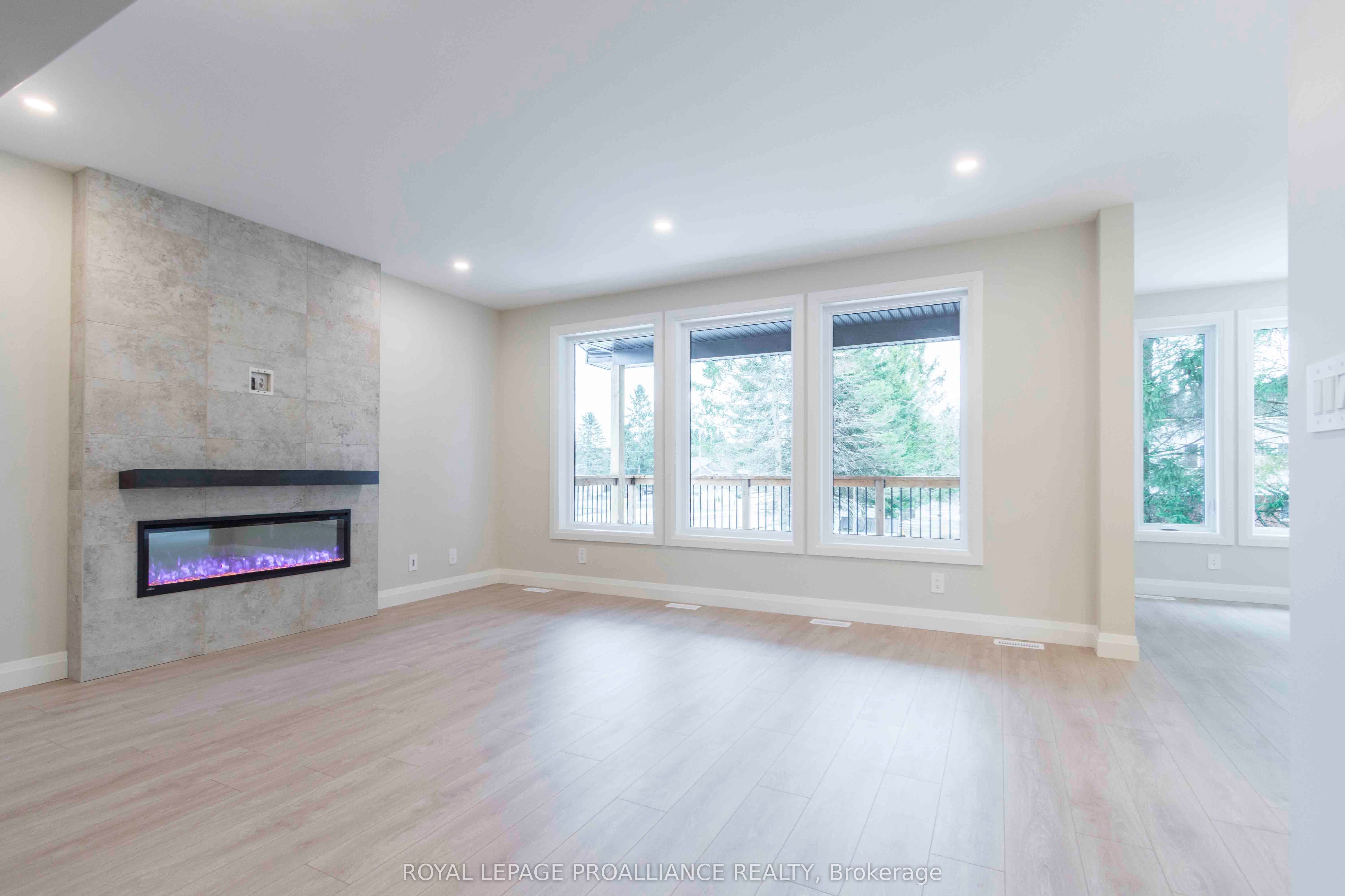 2 Mackenzie John Crescent Property Photo 5