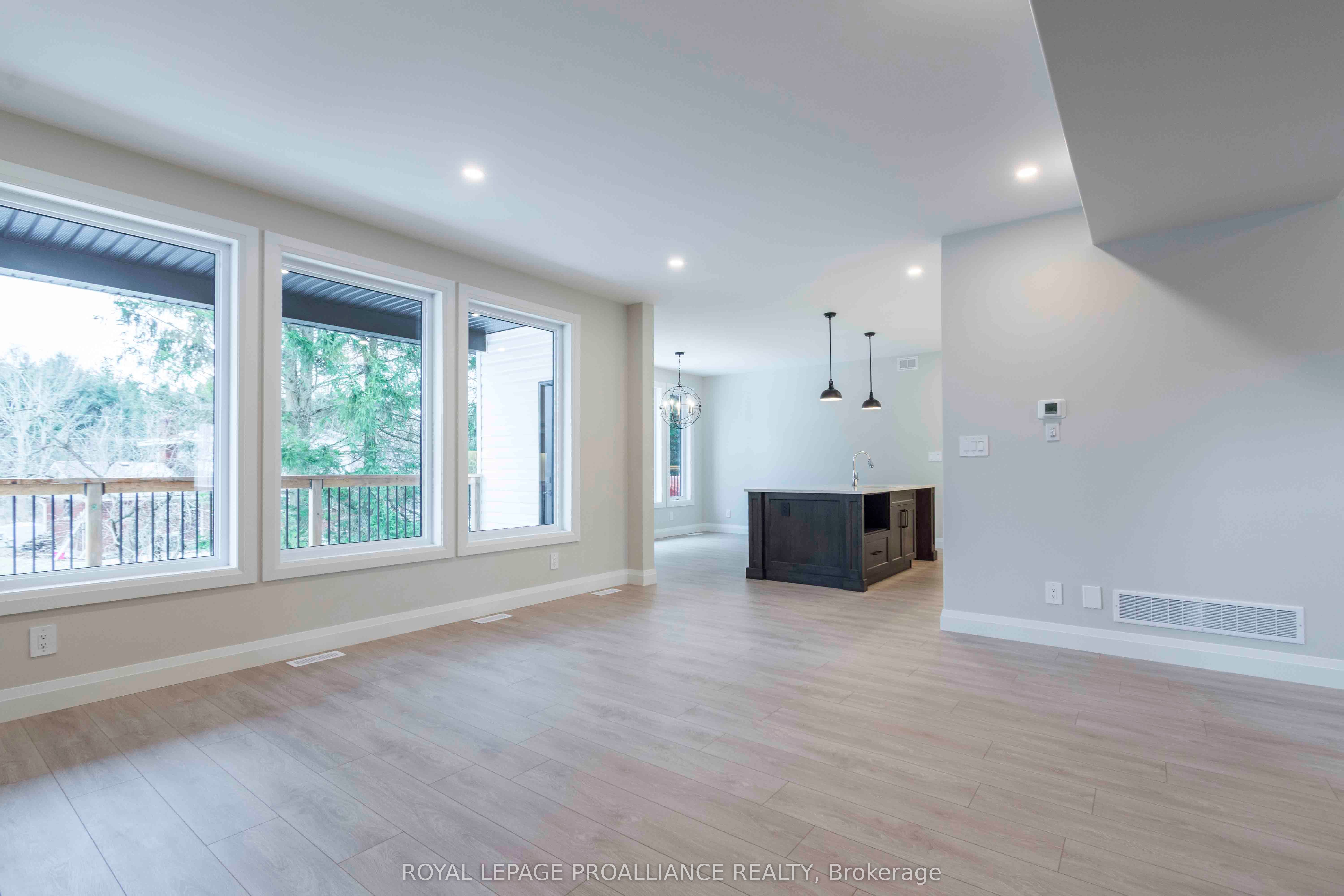 2 Mackenzie John Crescent Property Photo 7