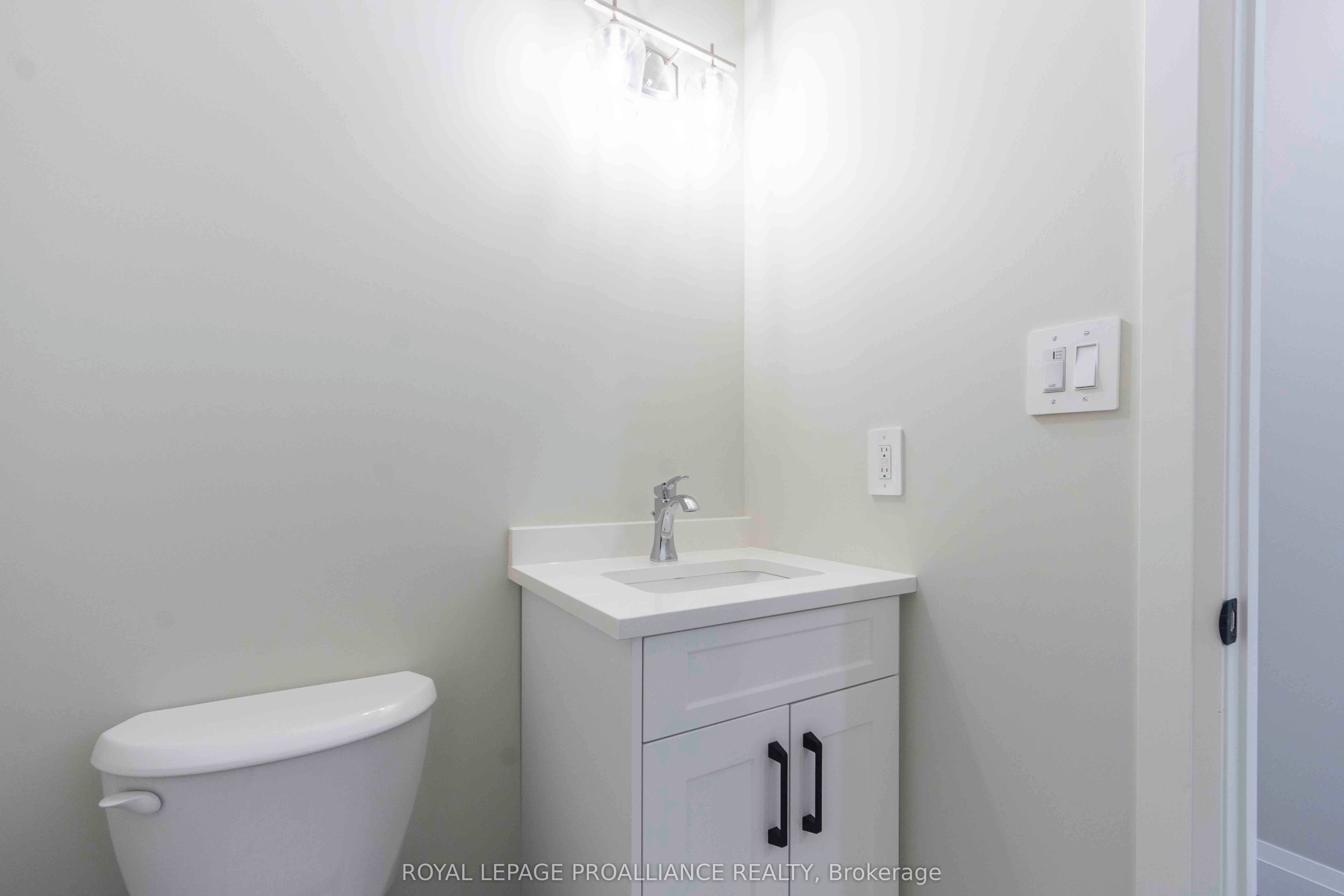 2 Mackenzie John Crescent Property Photo 17