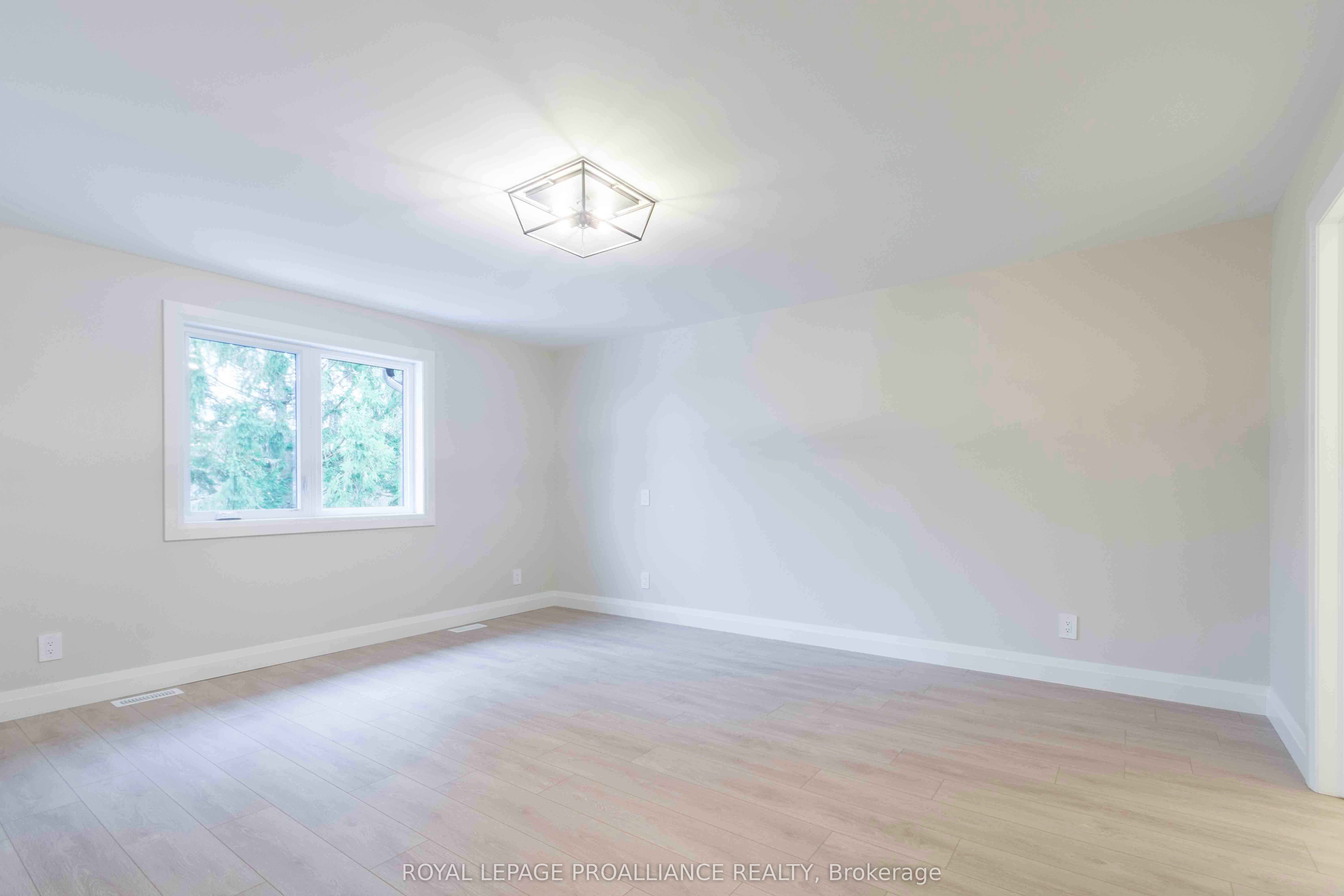 2 Mackenzie John Crescent Property Photo 18