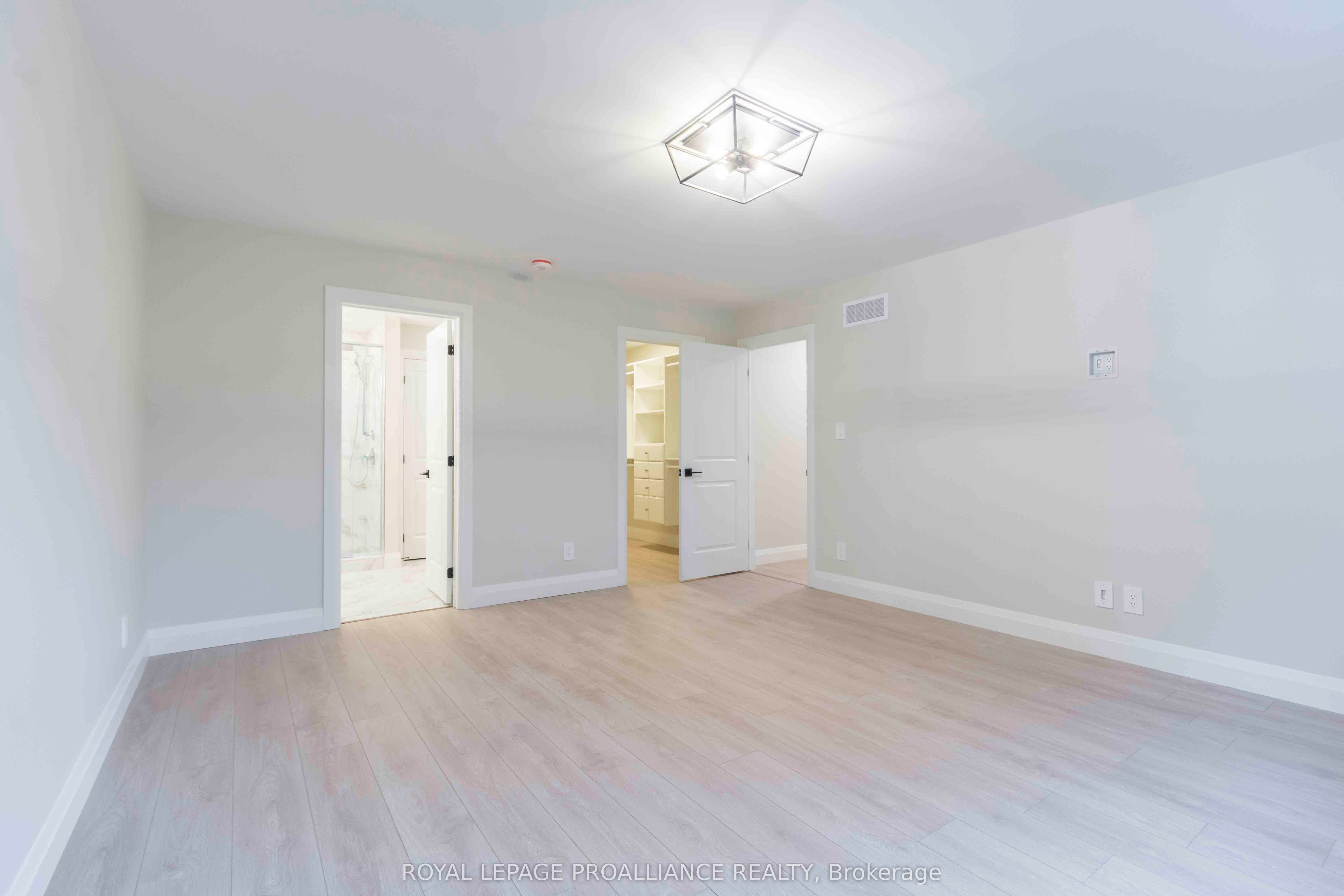 2 Mackenzie John Crescent Property Photo 19