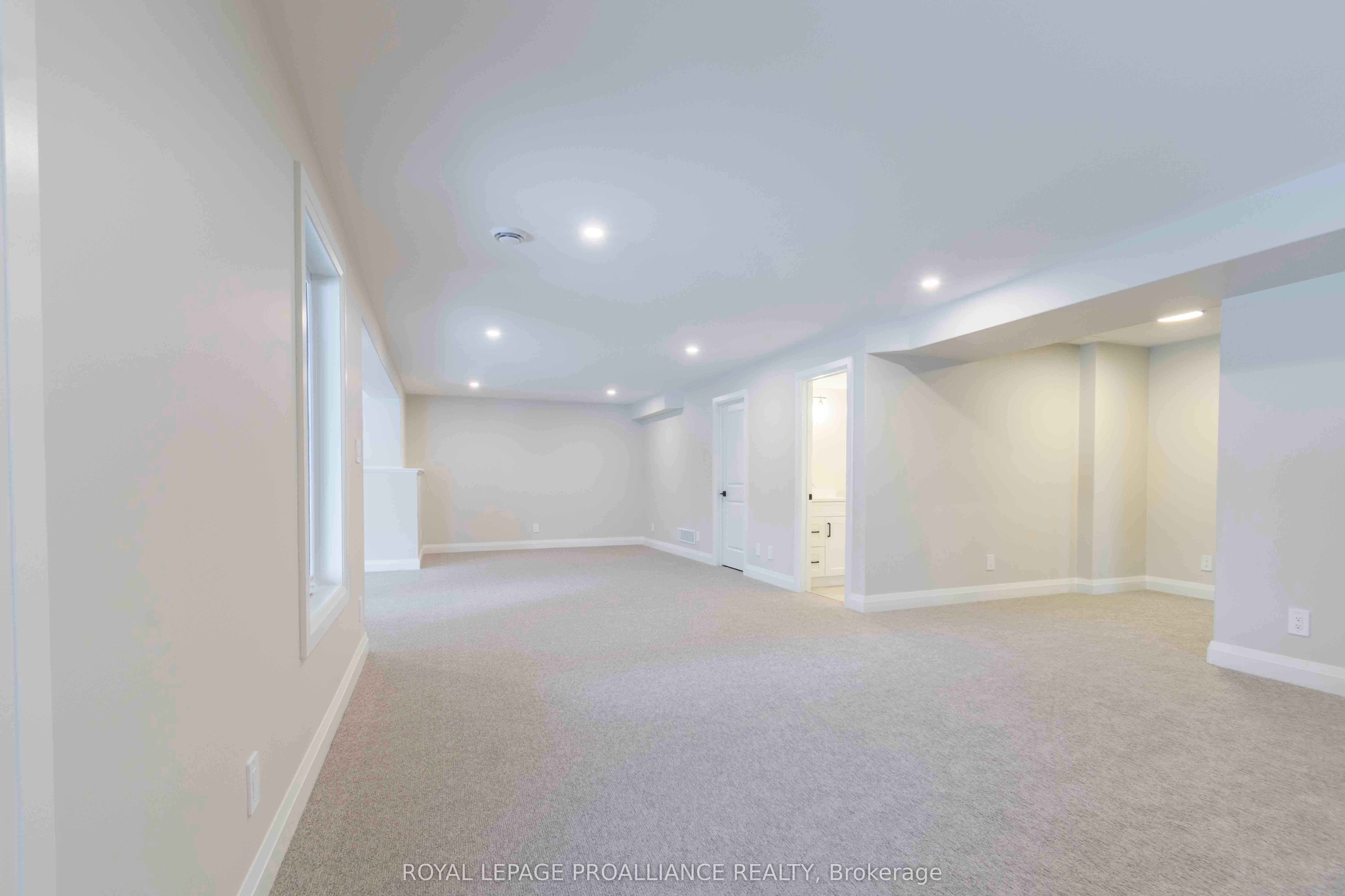2 Mackenzie John Crescent Property Photo 27