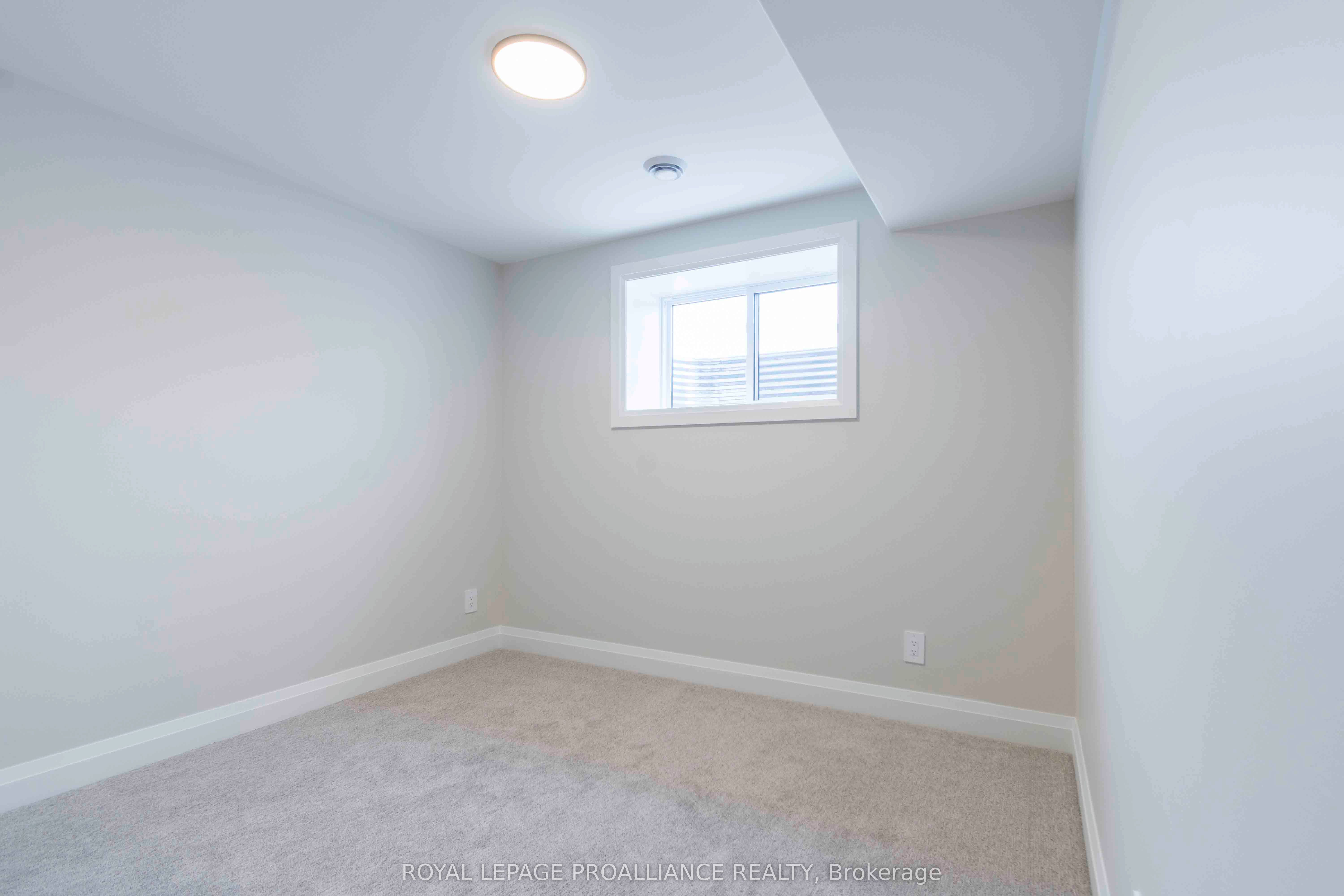 2 Mackenzie John Crescent Property Photo 31