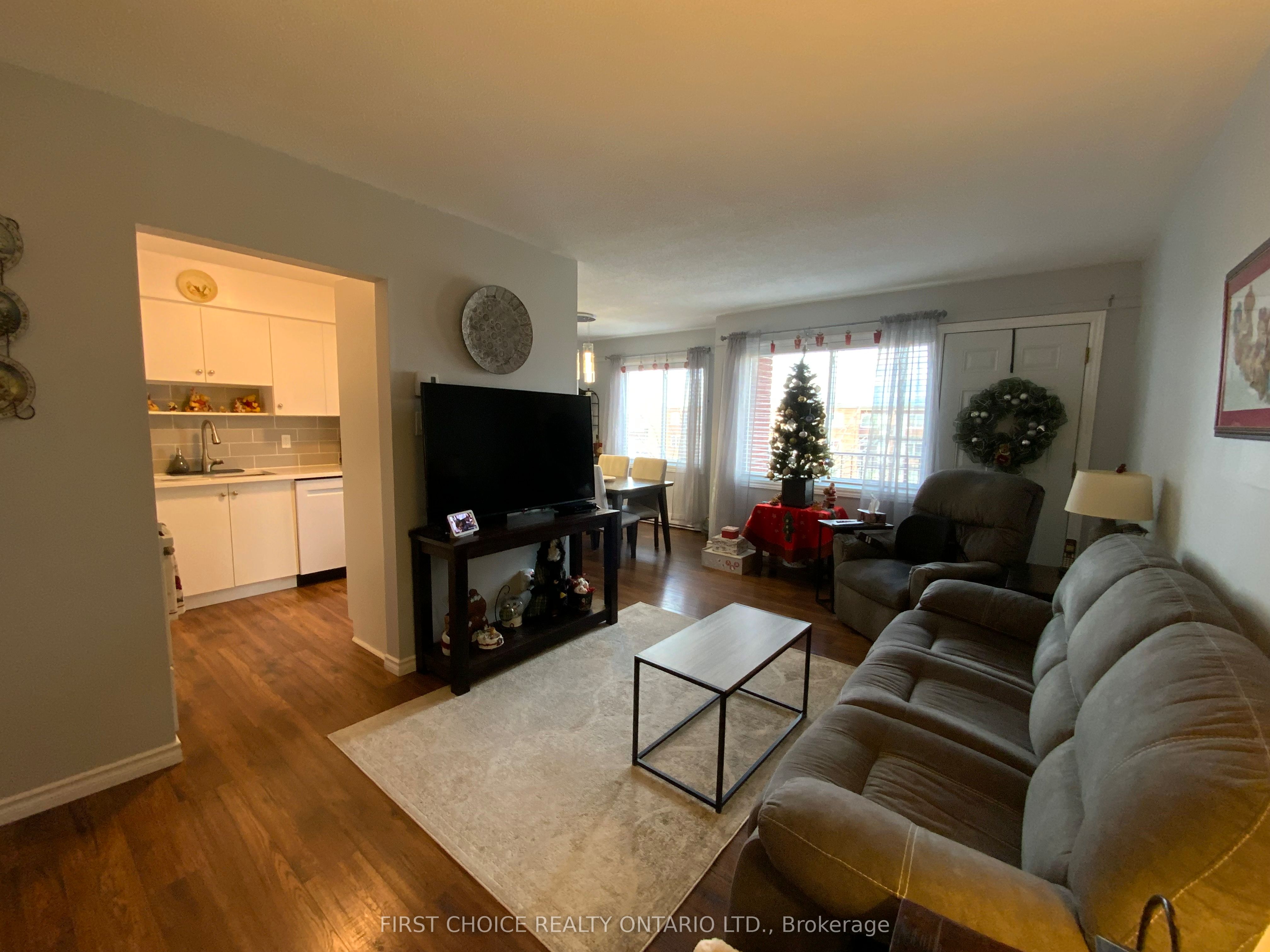 #408c - 2044 Arrowsmith Drive Property Photo 12