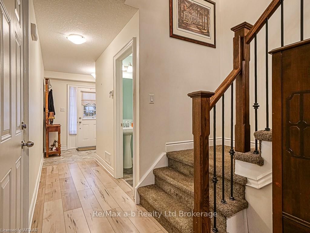 #19 - 175 Ingersoll Street Property Photo 7