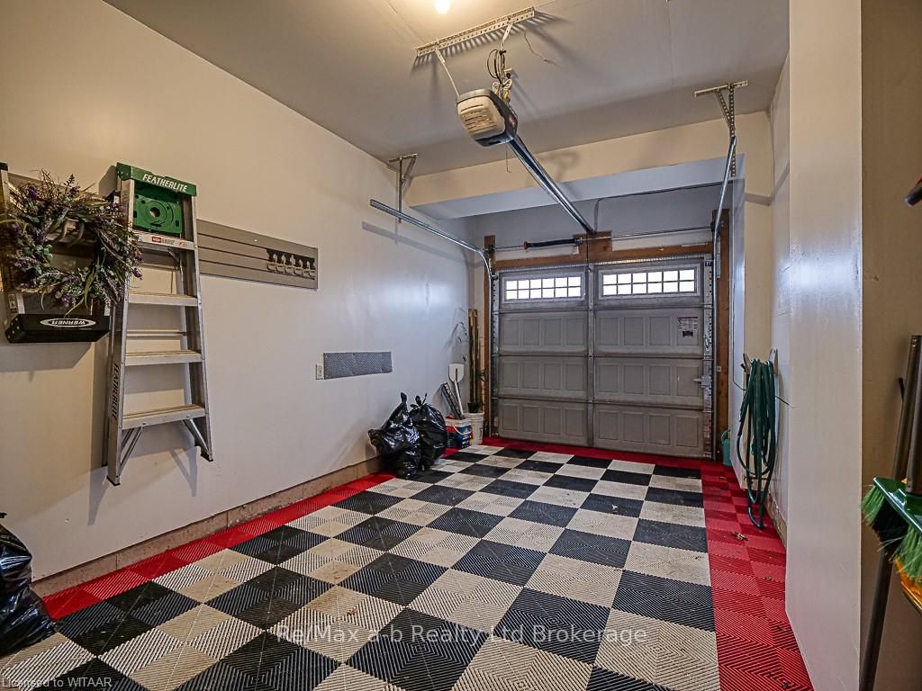 #19 - 175 Ingersoll Street Property Photo 32