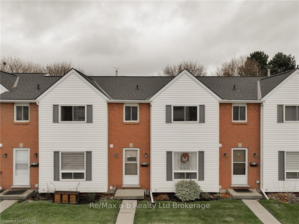 #30 - 380 Quarter Town Line Property Photo 1