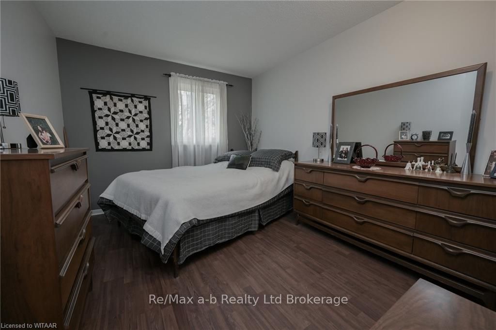 #30 - 380 Quarter Town Line Property Photo 16