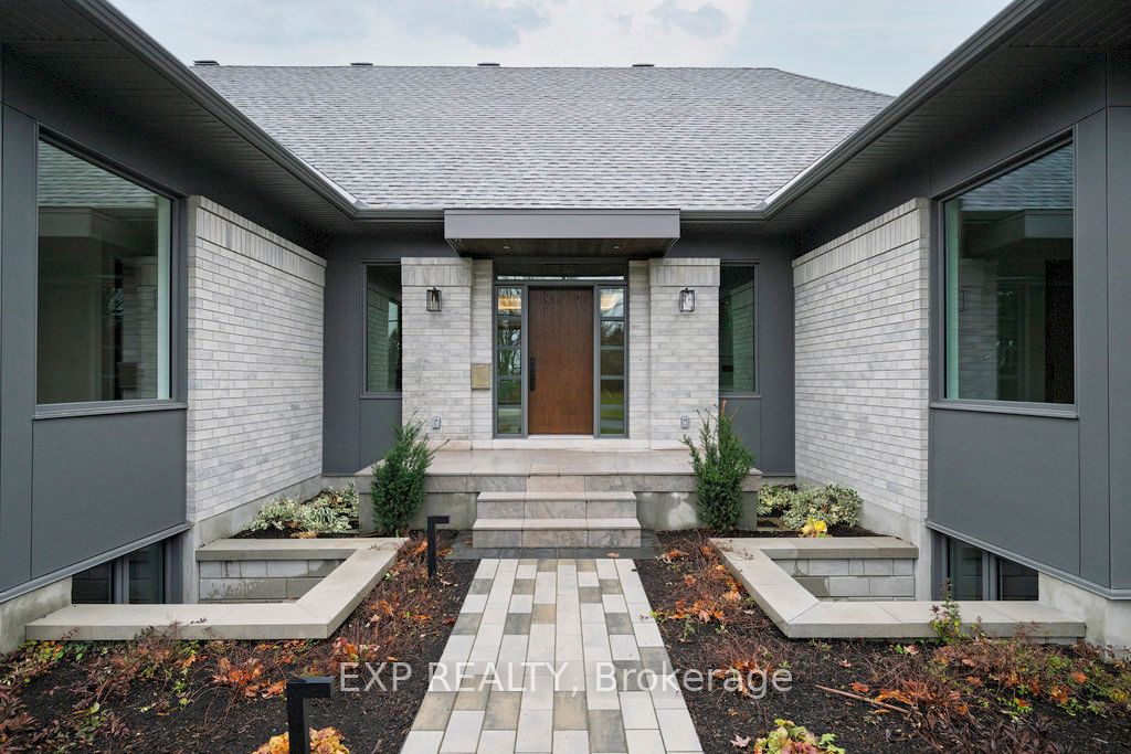 26 Clovelly Road Property Photo 2