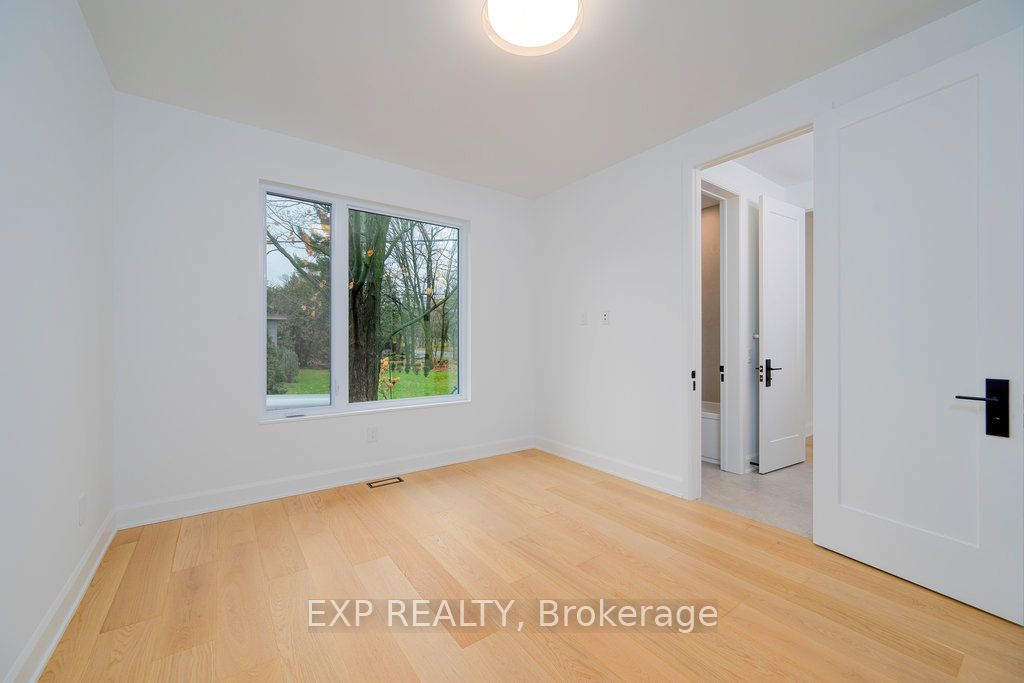 26 Clovelly Road Property Photo 18