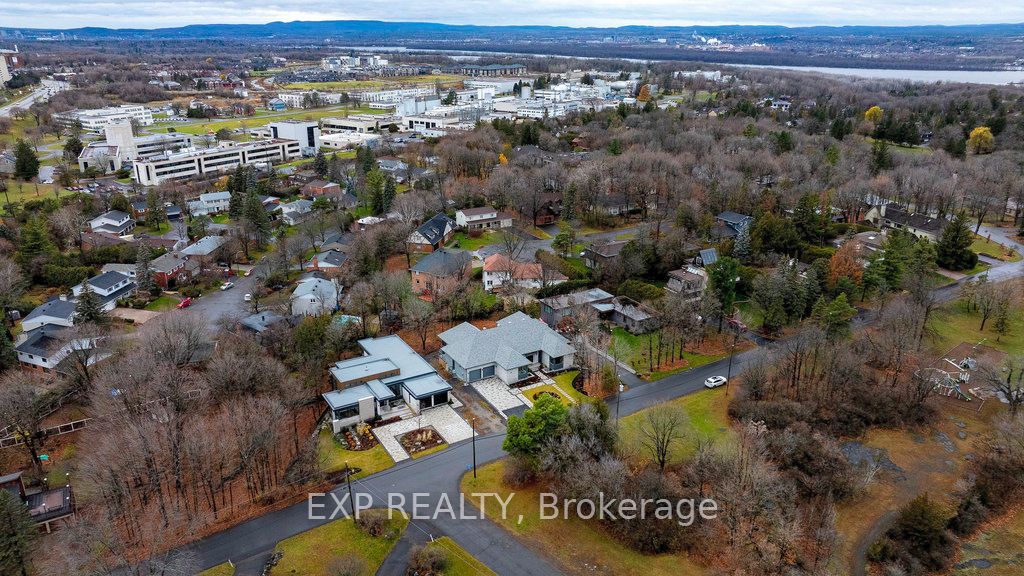 26 Clovelly Road Property Photo 24