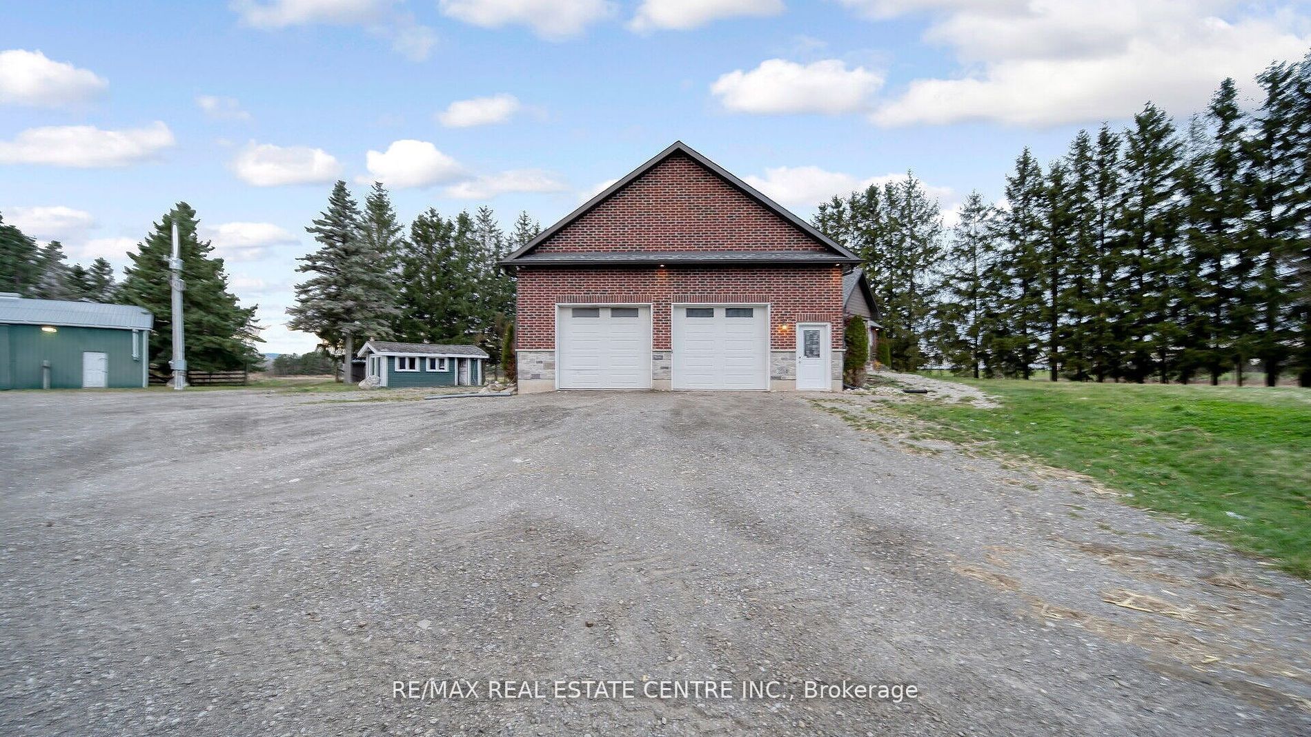 294288 8th Line Property Photo 4
