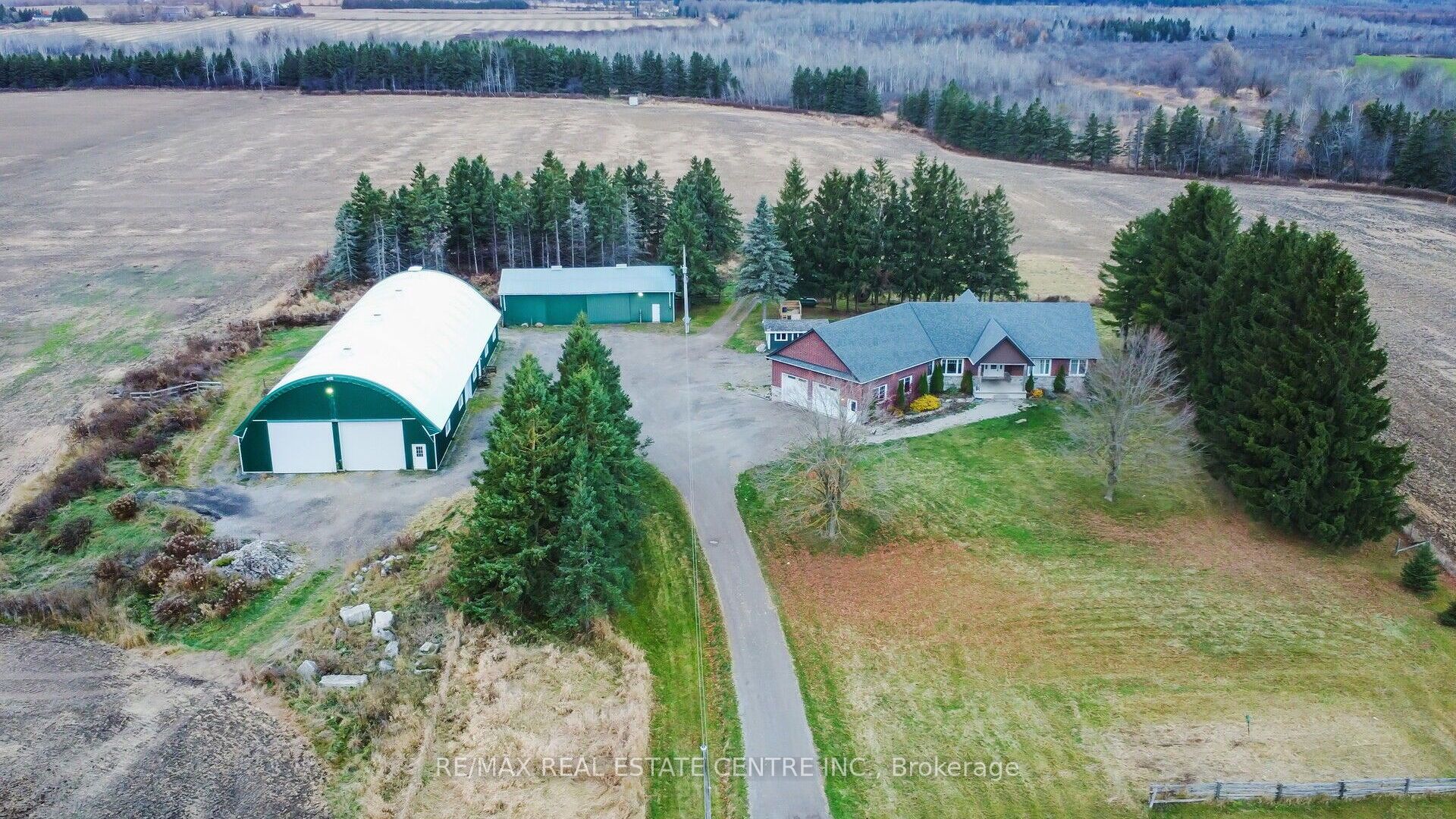 294288 8th Line Property Photo 8