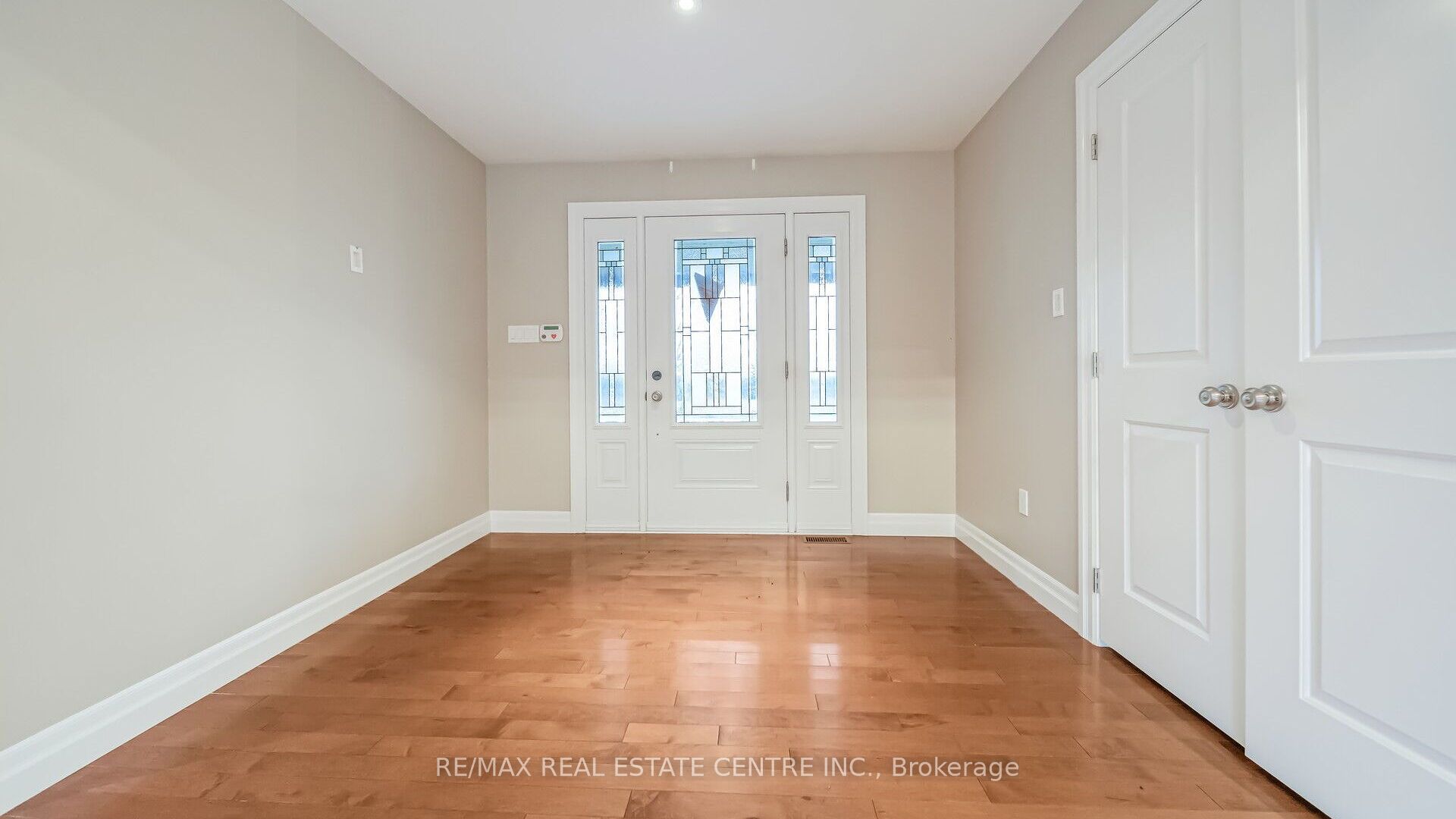 294288 8th Line Property Photo 14