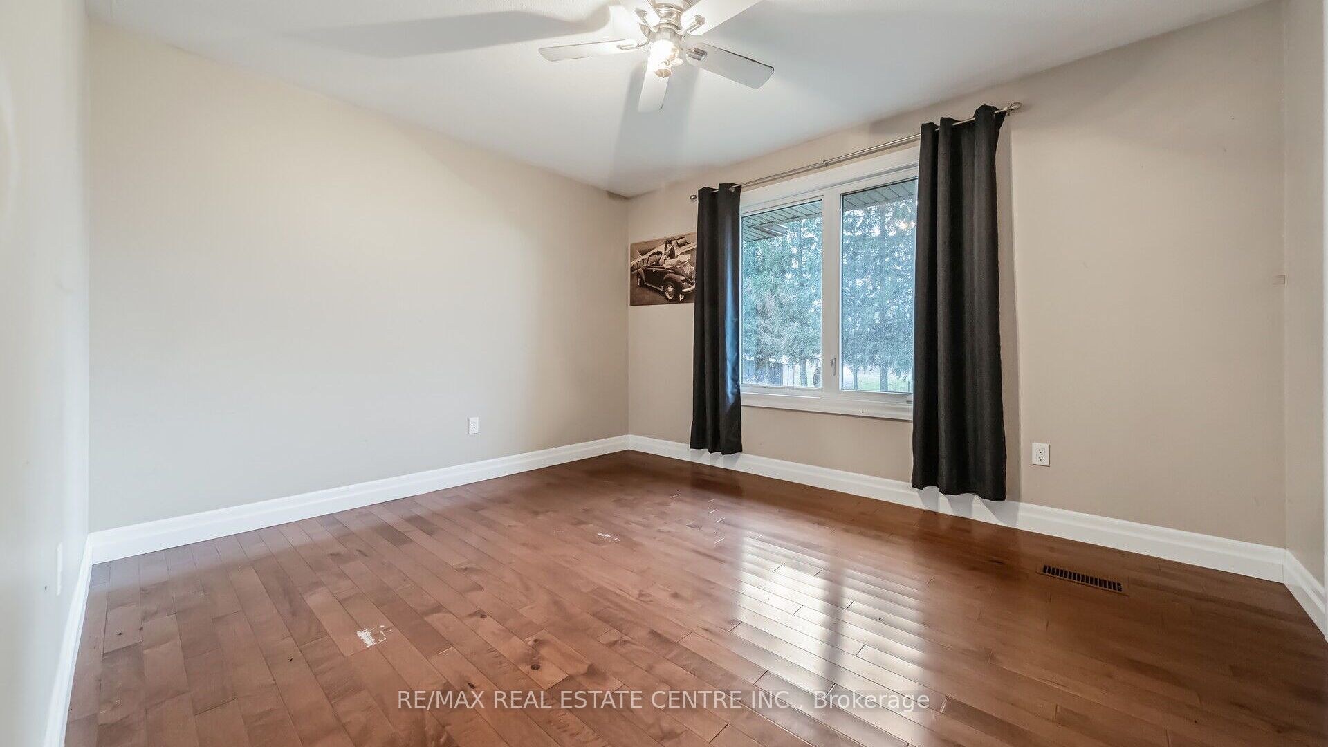 294288 8th Line Property Photo 29