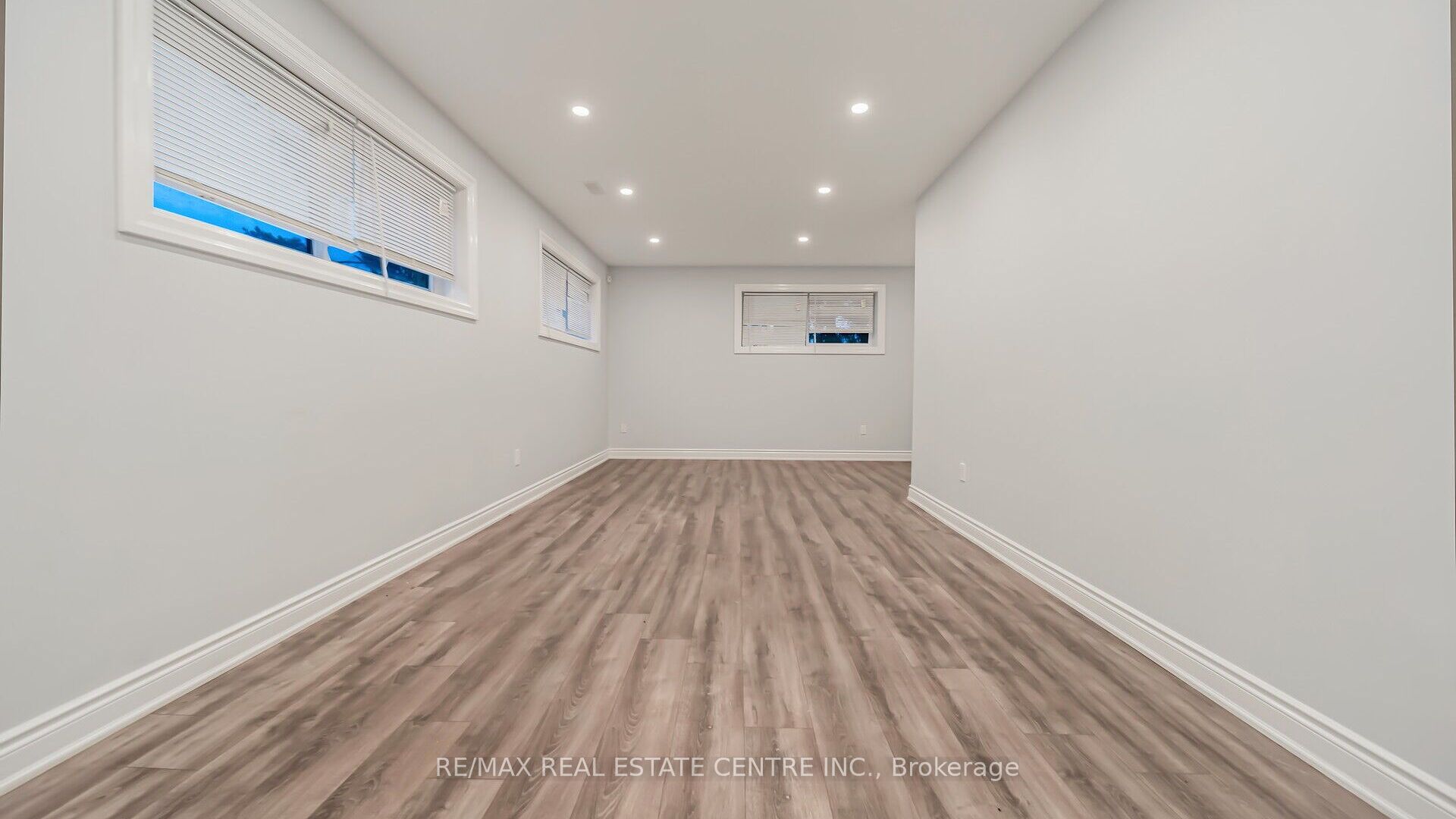294288 8th Line Property Photo 33