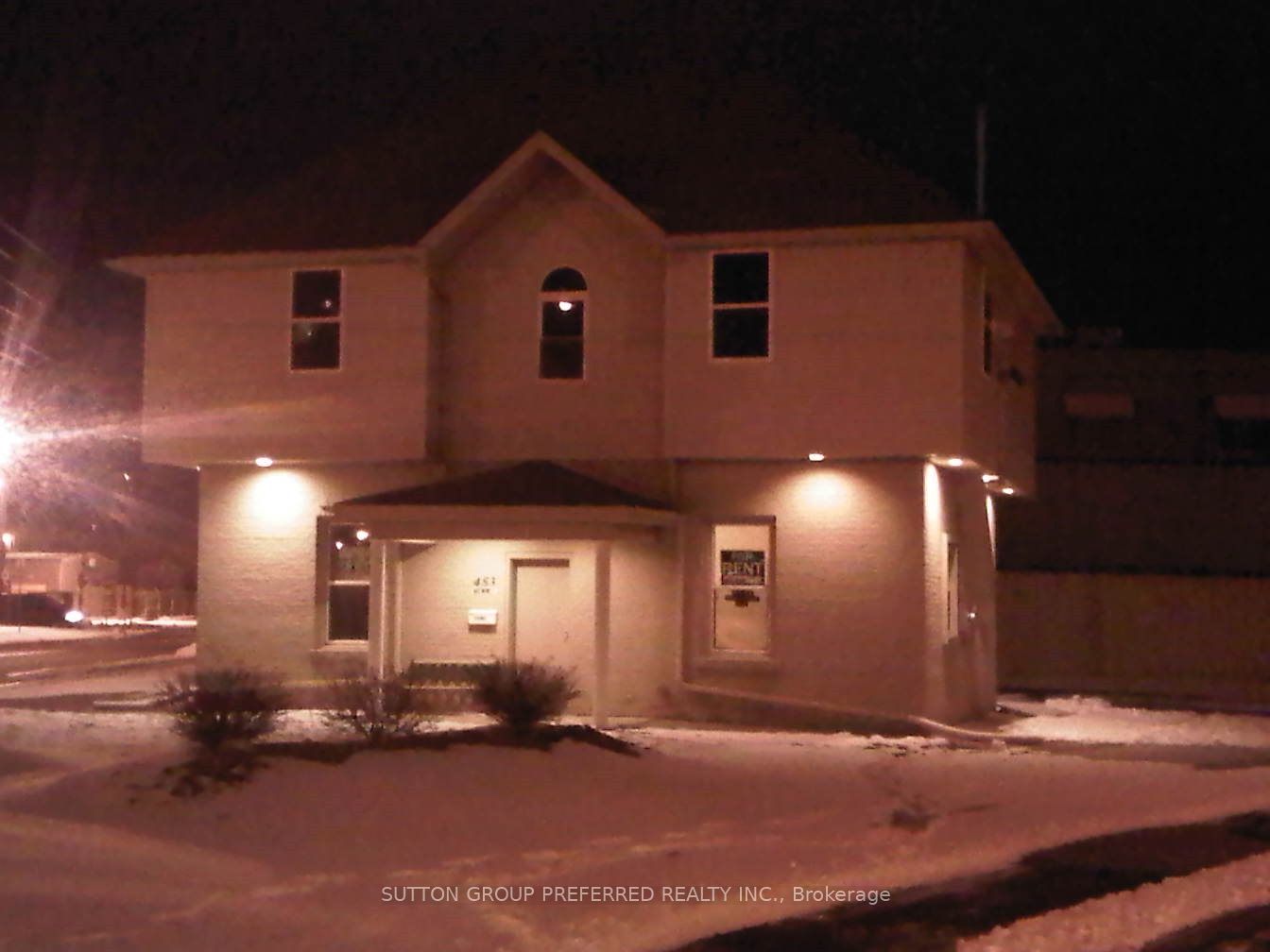 453 Bathurst Street Property Photo 3