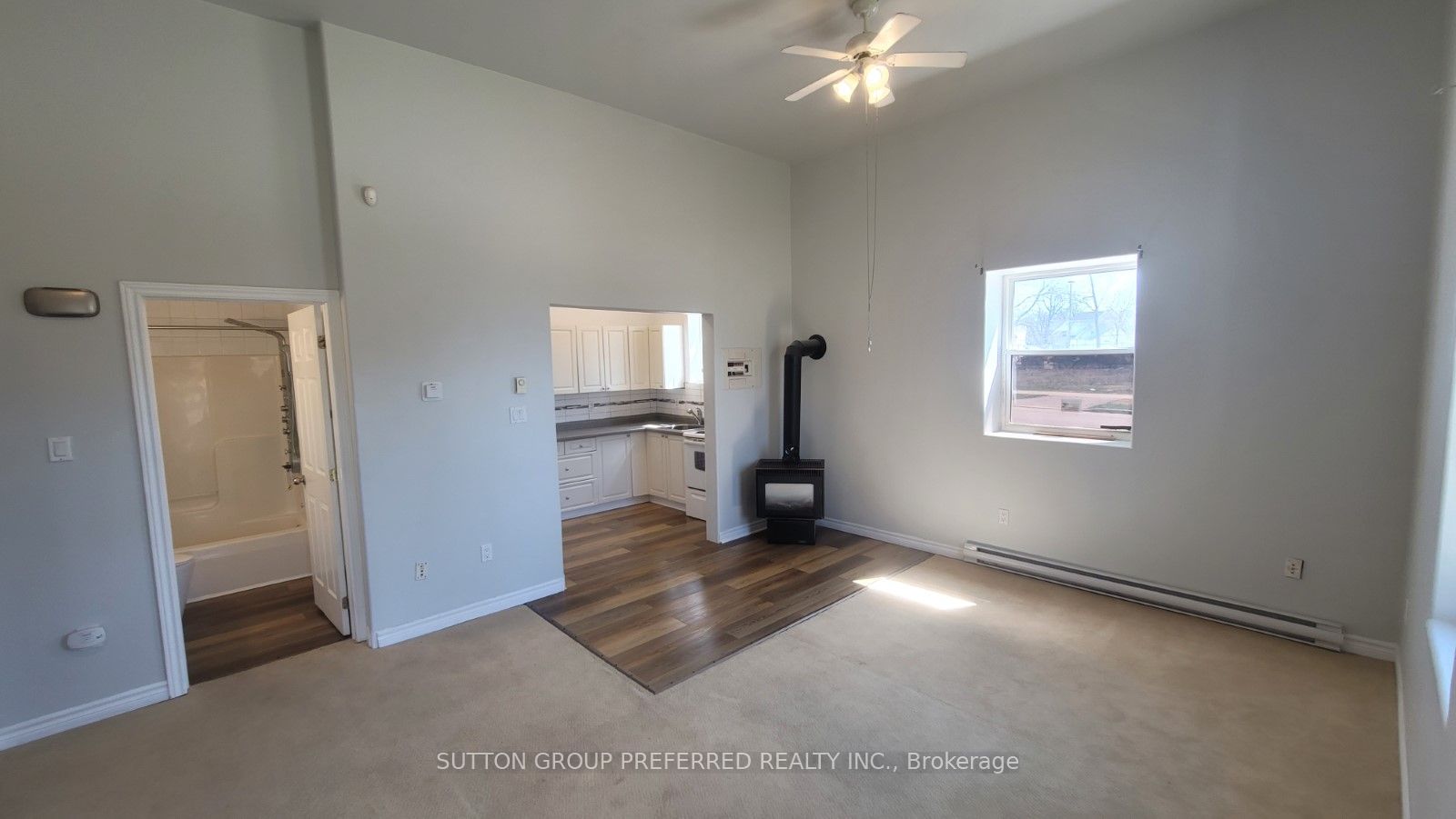 453 Bathurst Street Property Photo 4