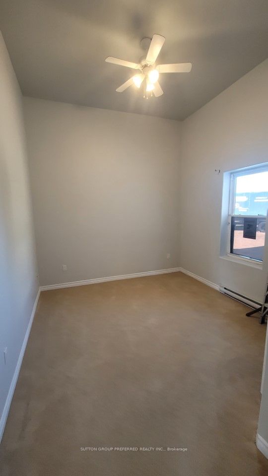 453 Bathurst Street Property Photo 19