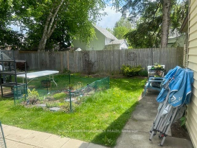 161 Foster Avenue Property Photo 28