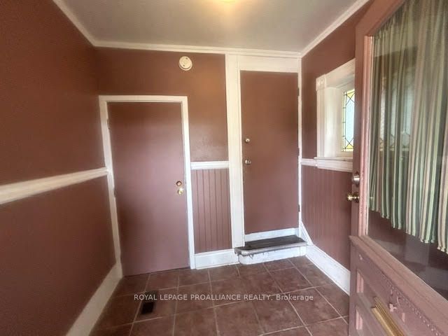 161 Foster Avenue Property Photo 30