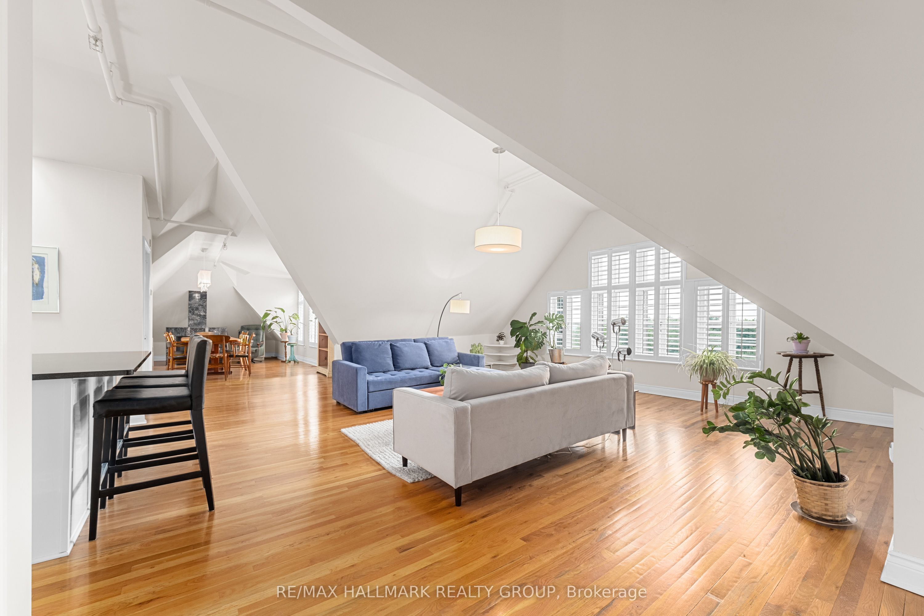 #502 - 589 Rideau Street Property Photo 8