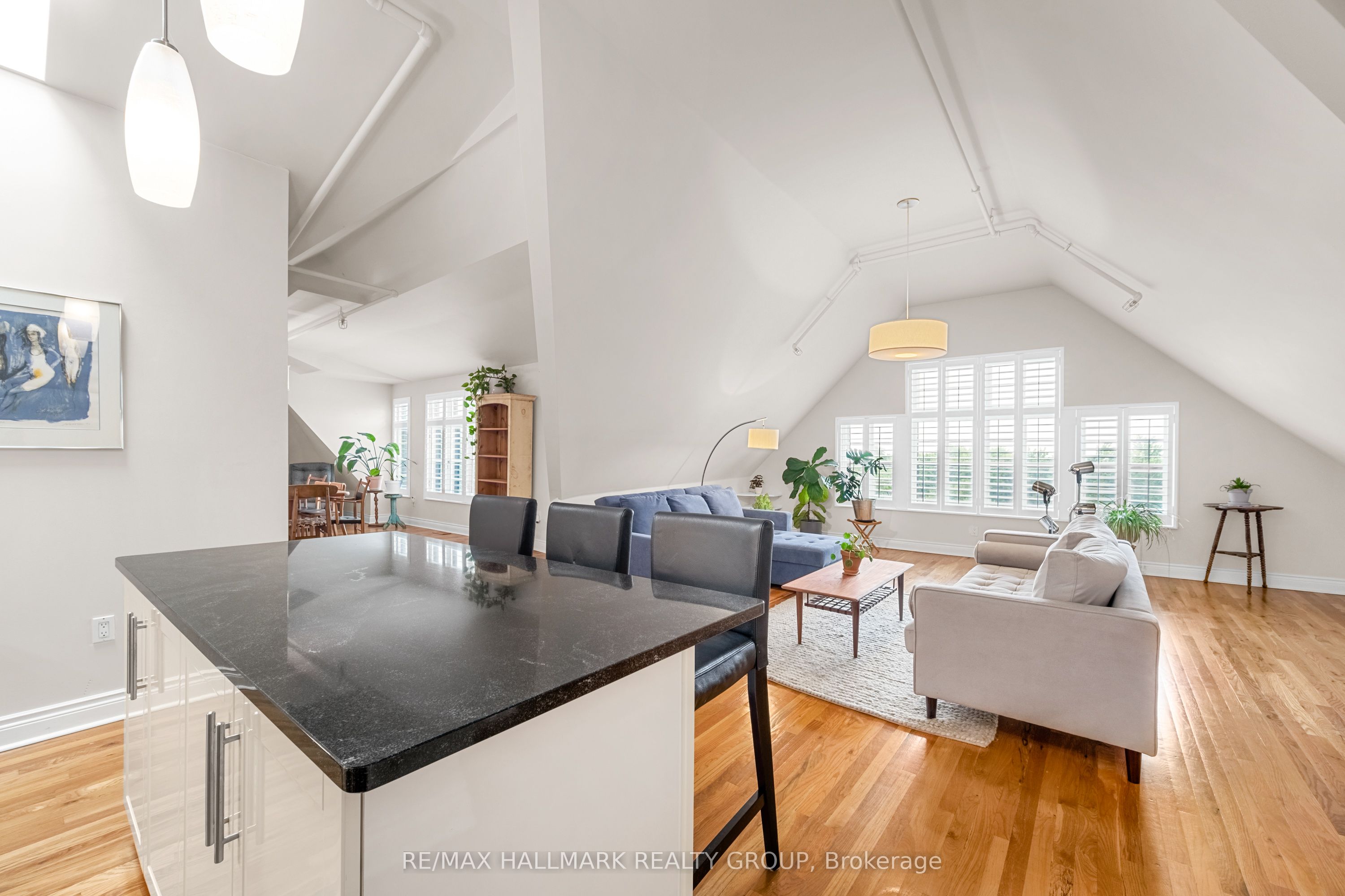 #502 - 589 Rideau Street Property Photo 18