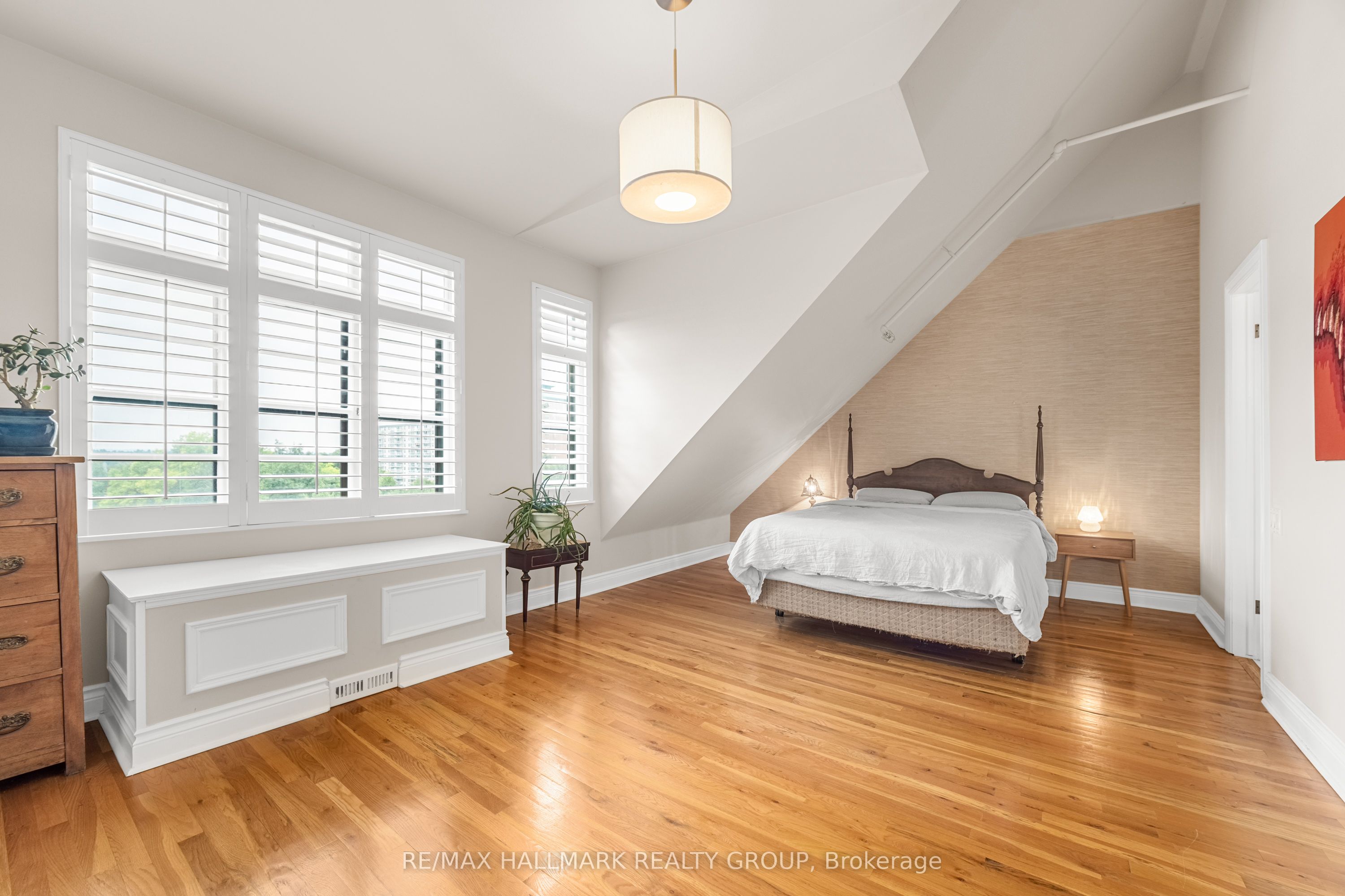 #502 - 589 Rideau Street Property Photo 24