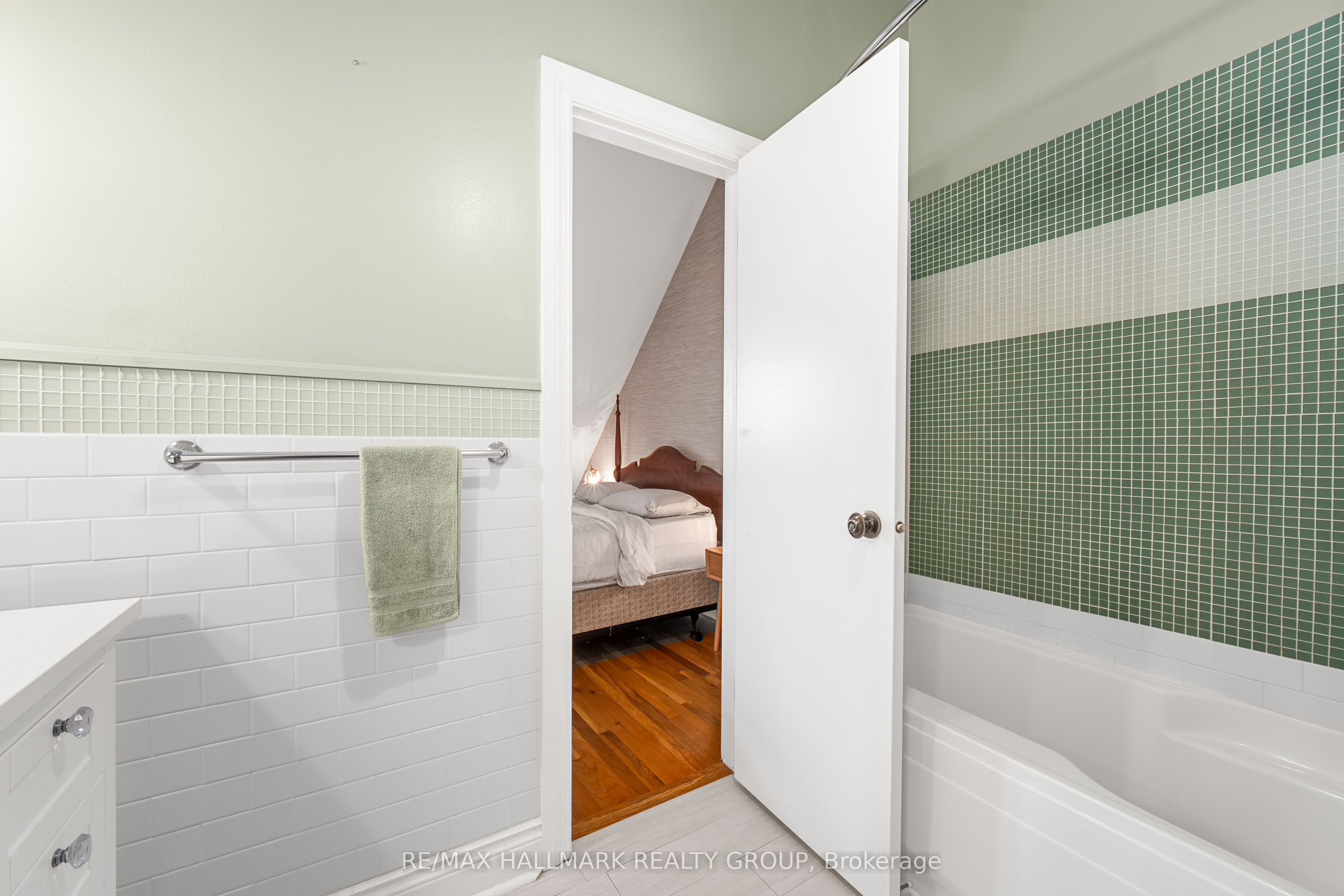 #502 - 589 Rideau Street Property Photo 30