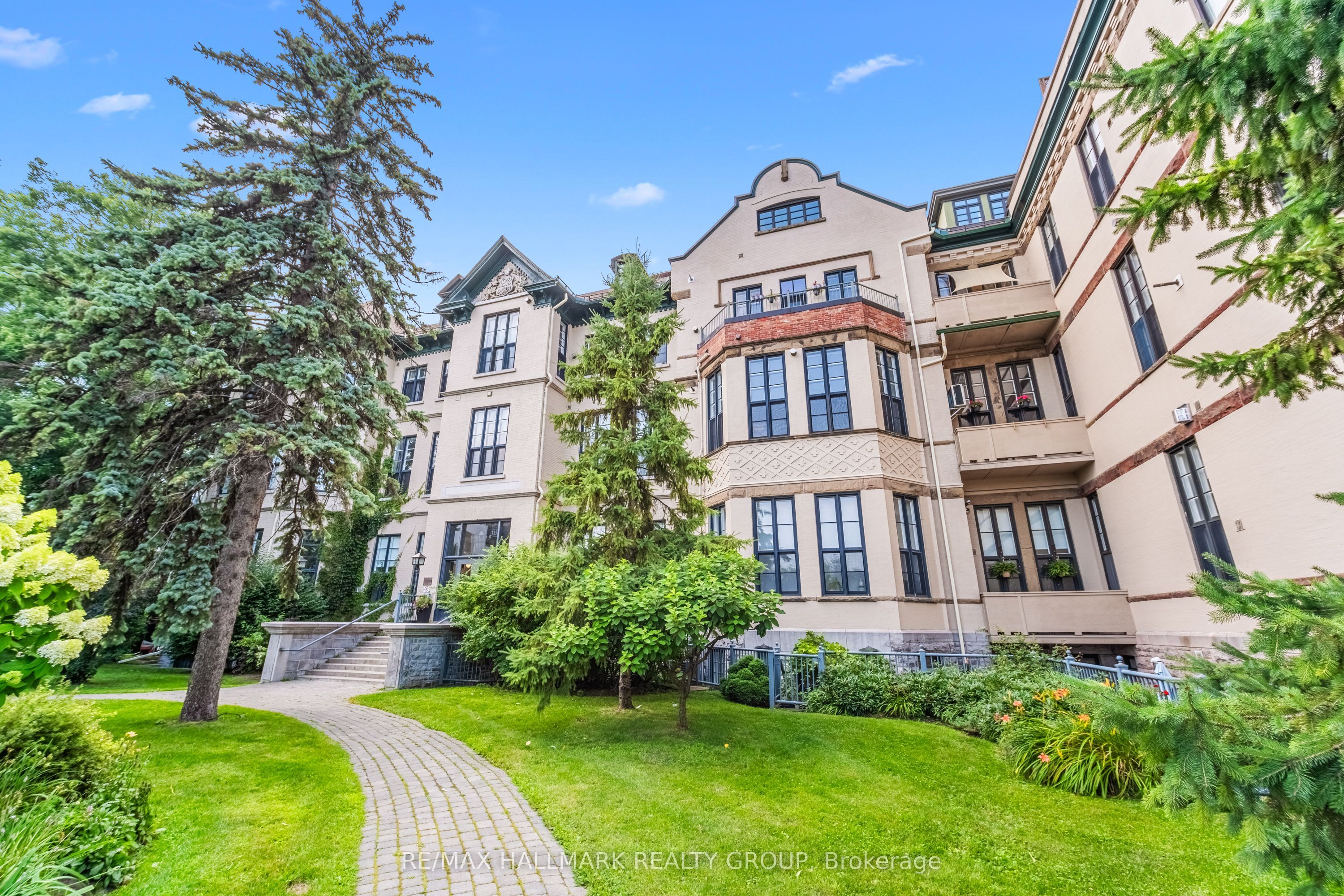 #502 - 589 Rideau Street Property Photo 34