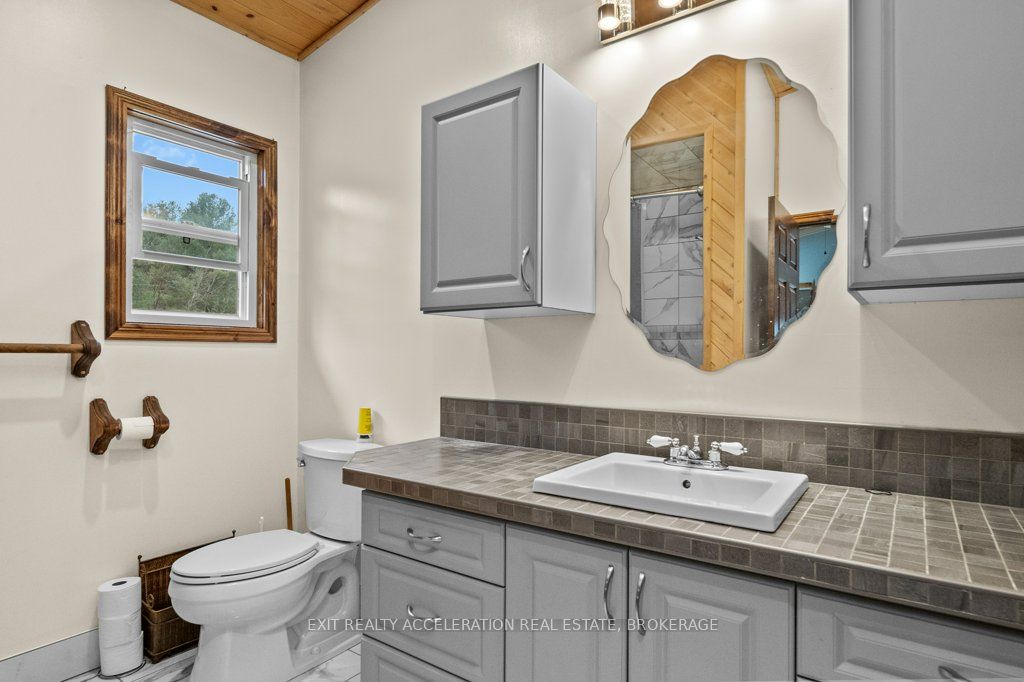 14 West Park Lane Property Photo 15