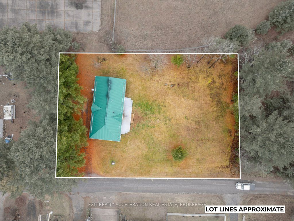 14 West Park Lane Property Photo 39