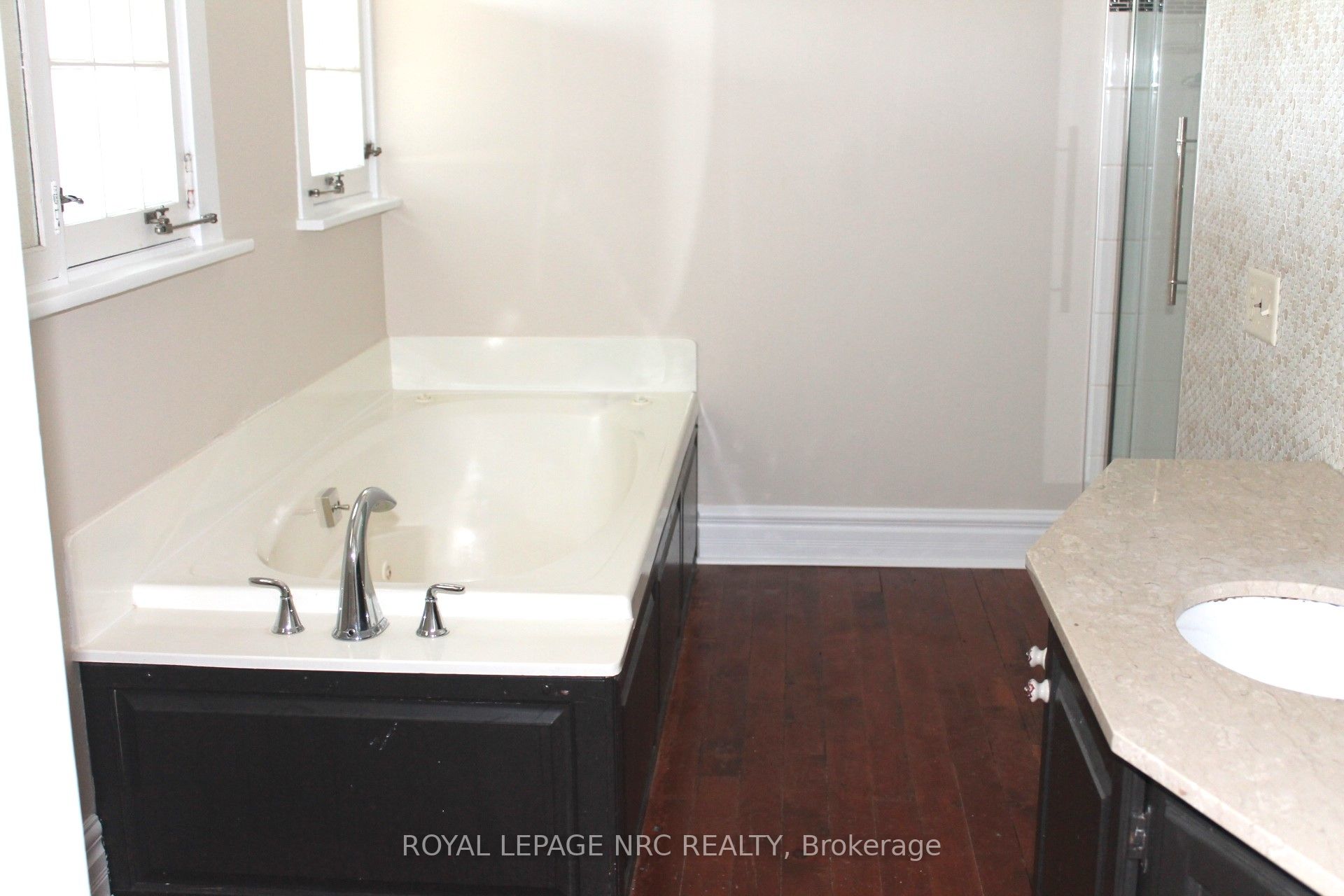 333 Main Street Property Photo 24