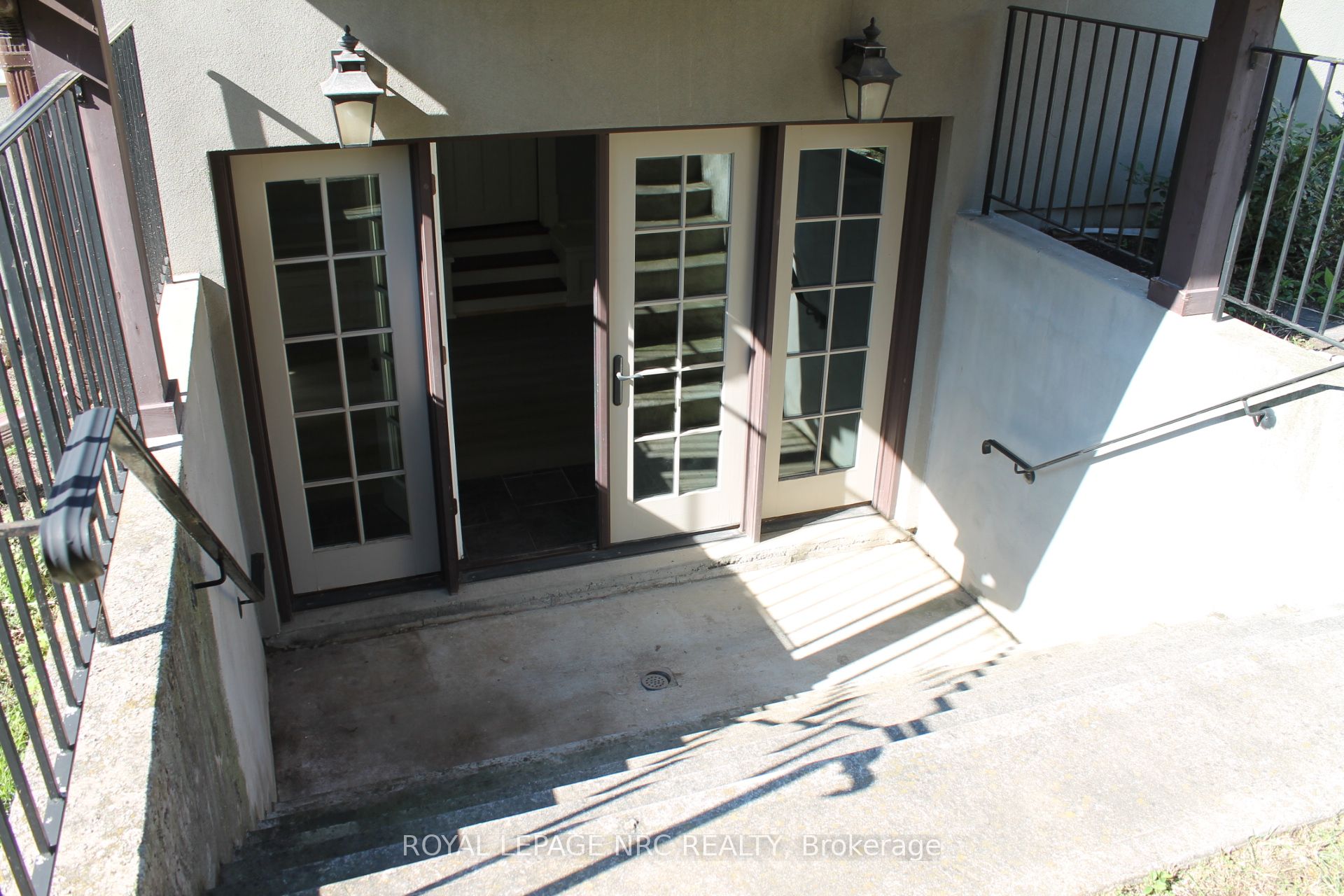 333 Main Street Property Photo 35
