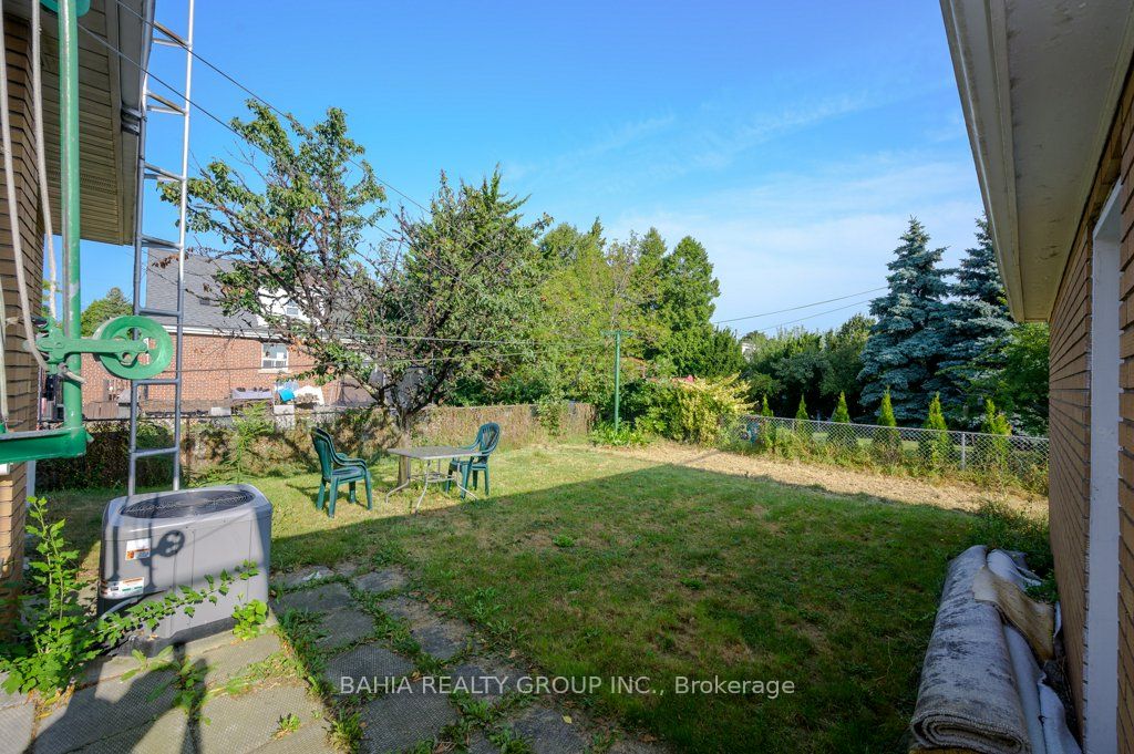 51 Robroy Ave Property Photo 28
