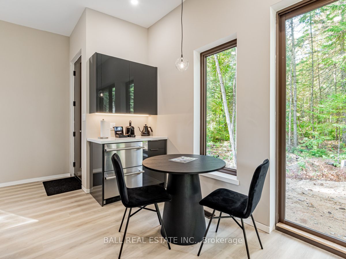#unit 16 - 4727 Elephant Lake Road Property Photo 3